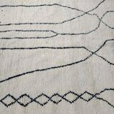 Handmade traditional pure natural wool rug size 200 x 300 cm