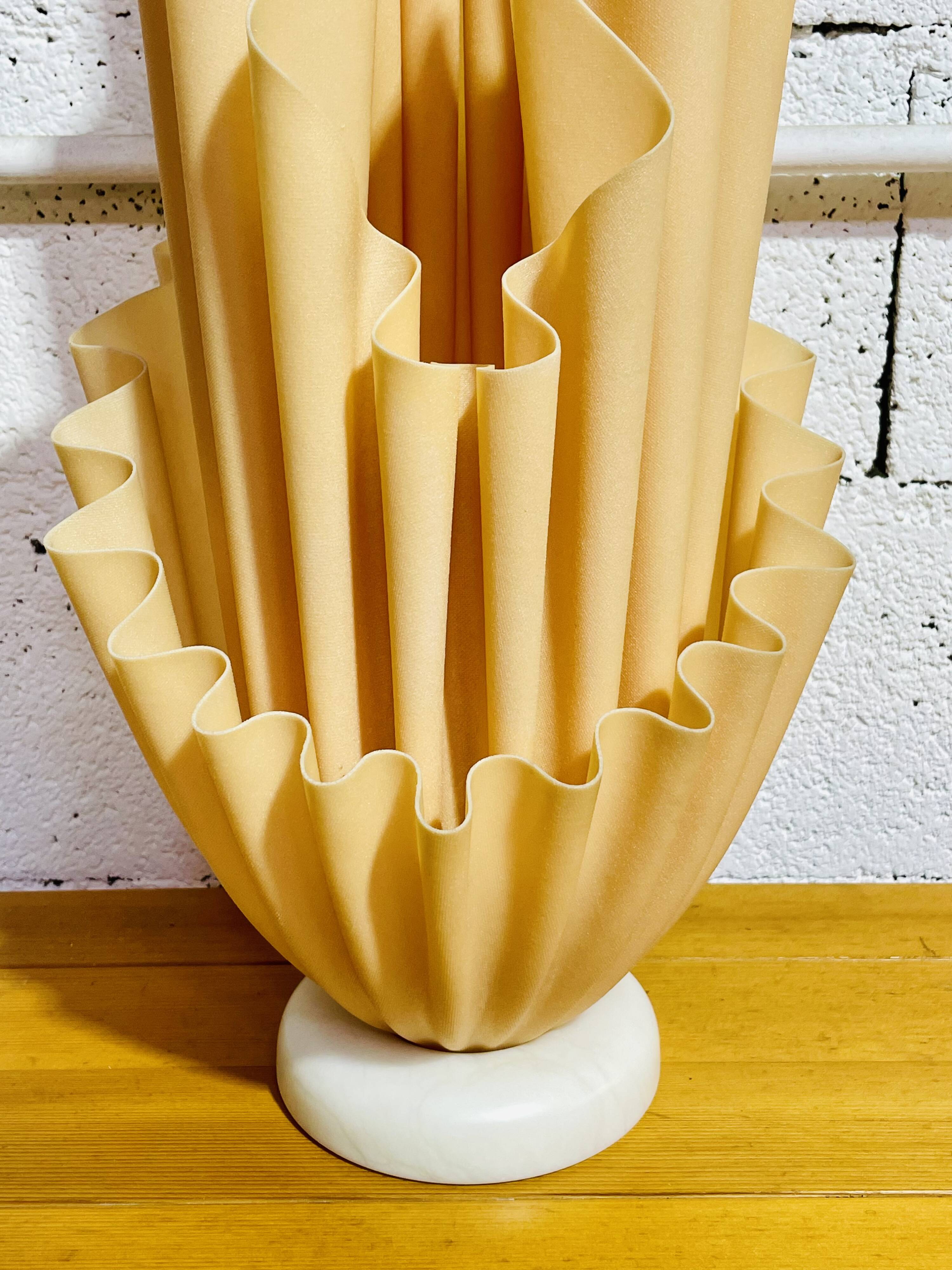 Vintage Corolle lamp by Giorgia Jacob