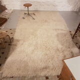 Vintage carpet in long hairwool 280 x 165 cm