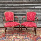 Paire de fauteuils en bois naturel de style Louis XV XIXème siècle