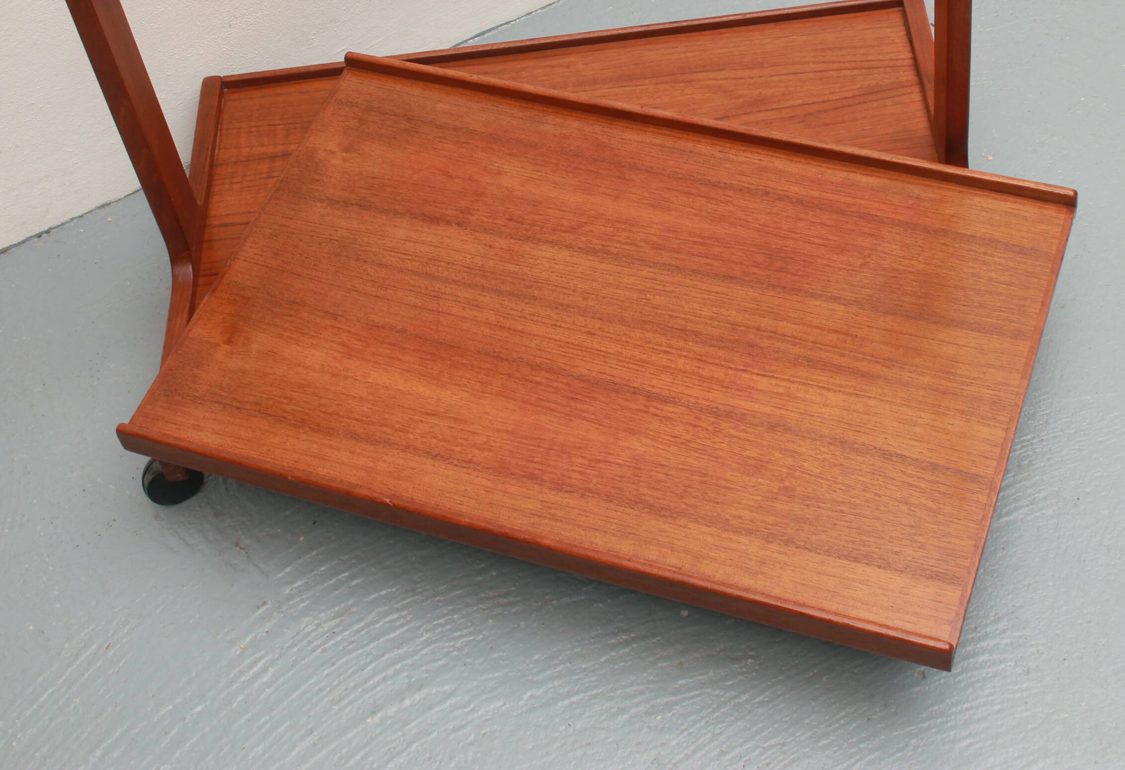 1970s serving trolley in teak