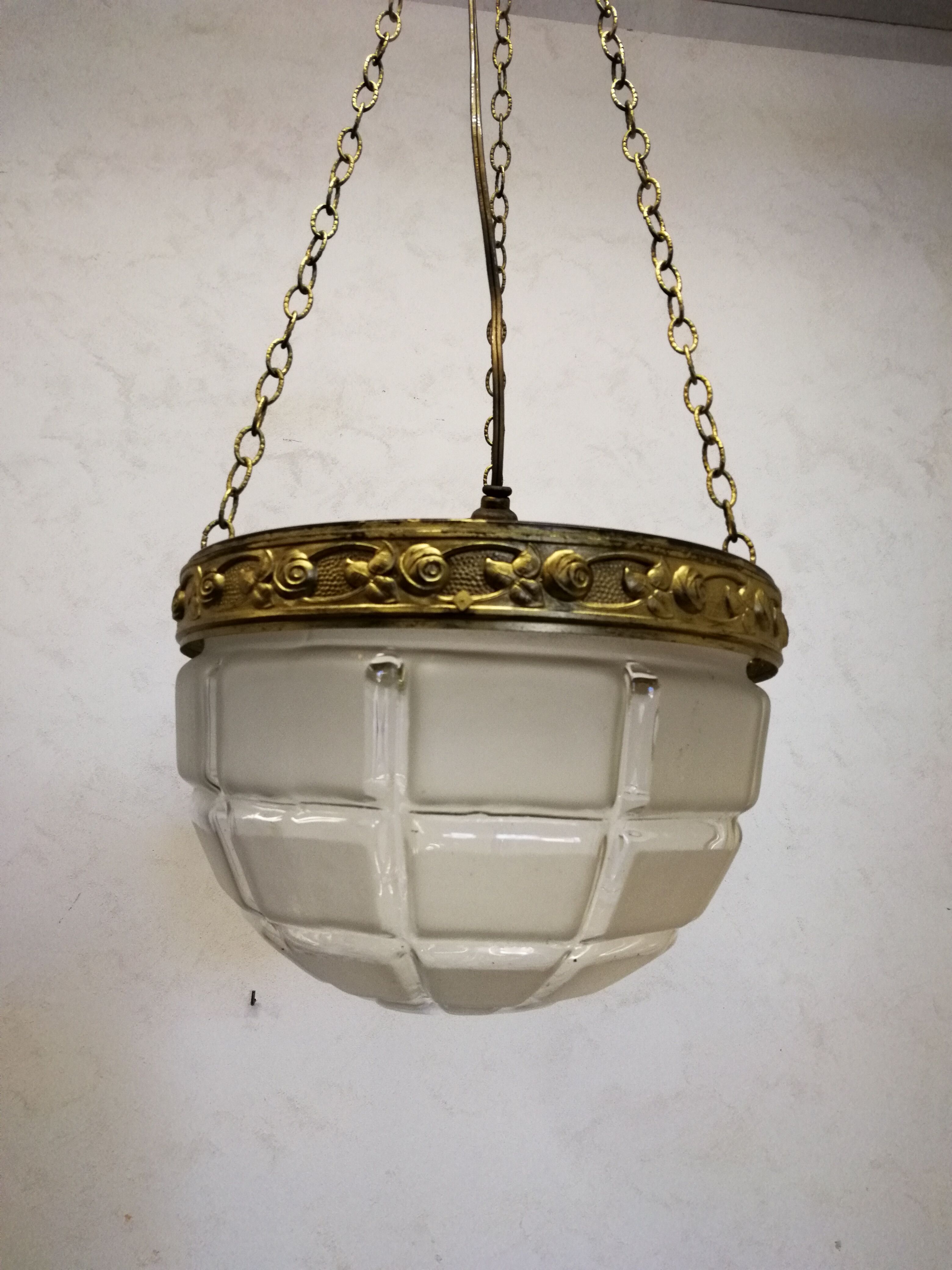 Glass suspension. Art Deco