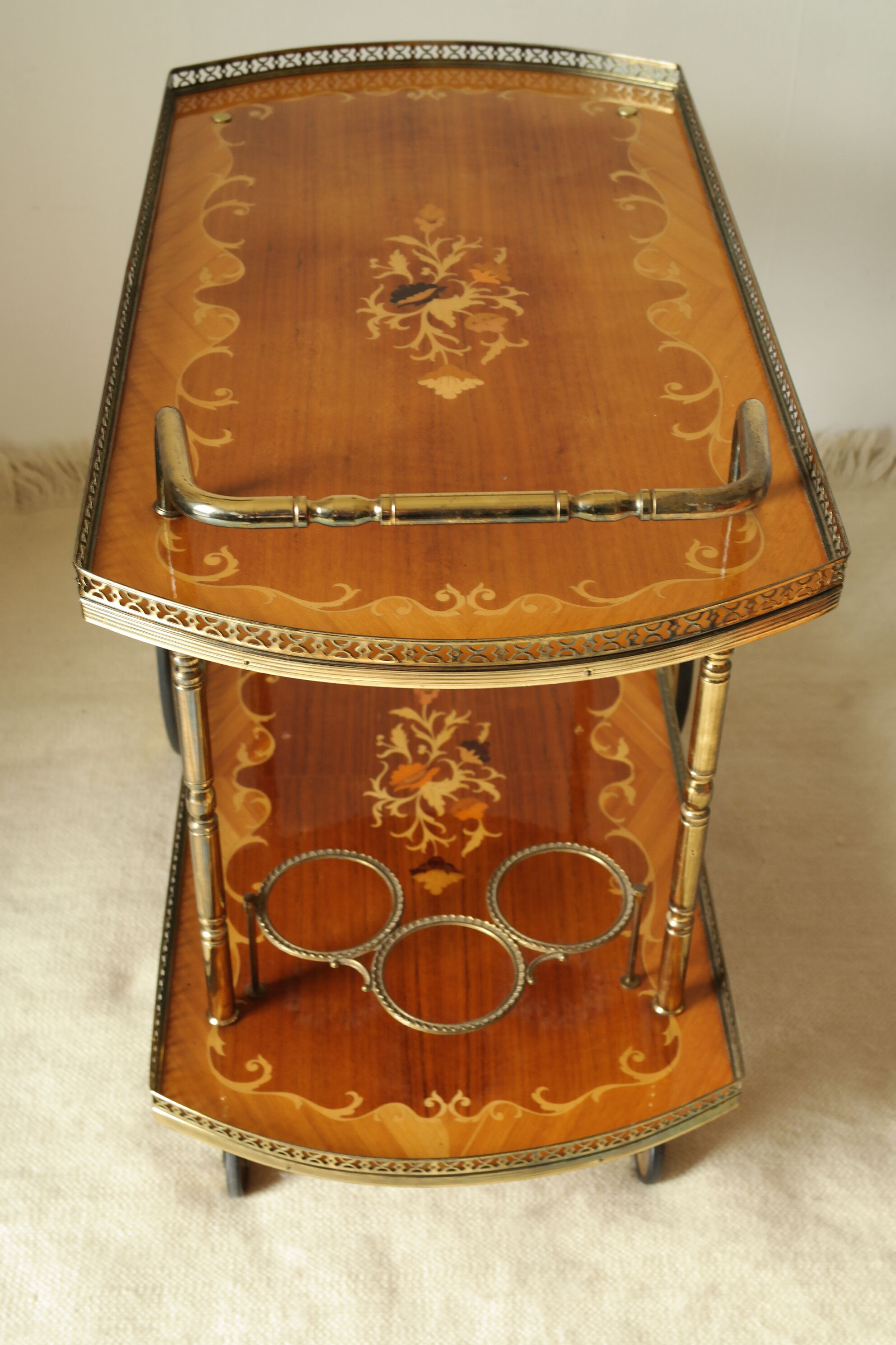Desserte bar vintage in mahogany marquetry
