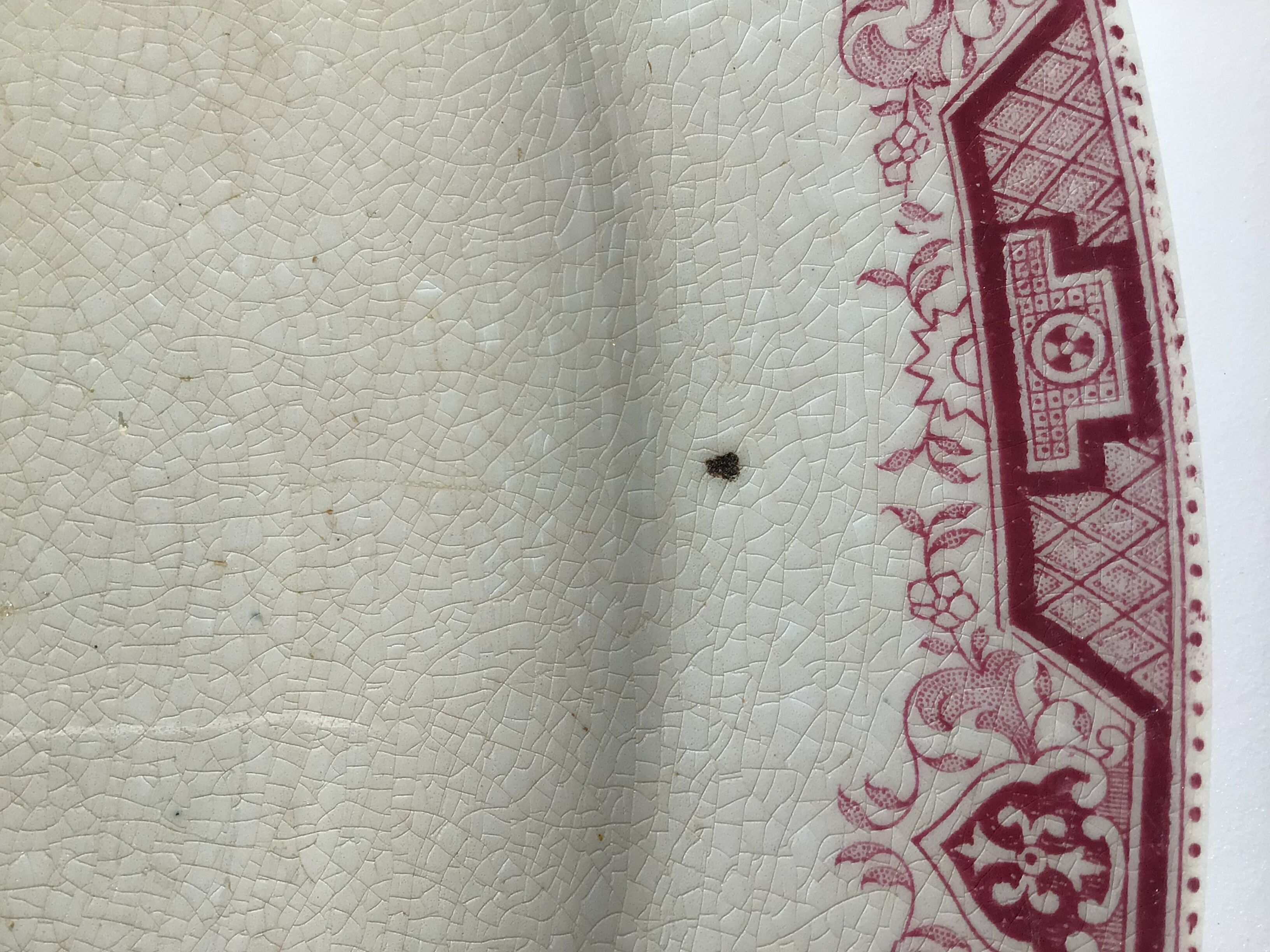 Dish pink iron earth st amand model morocco