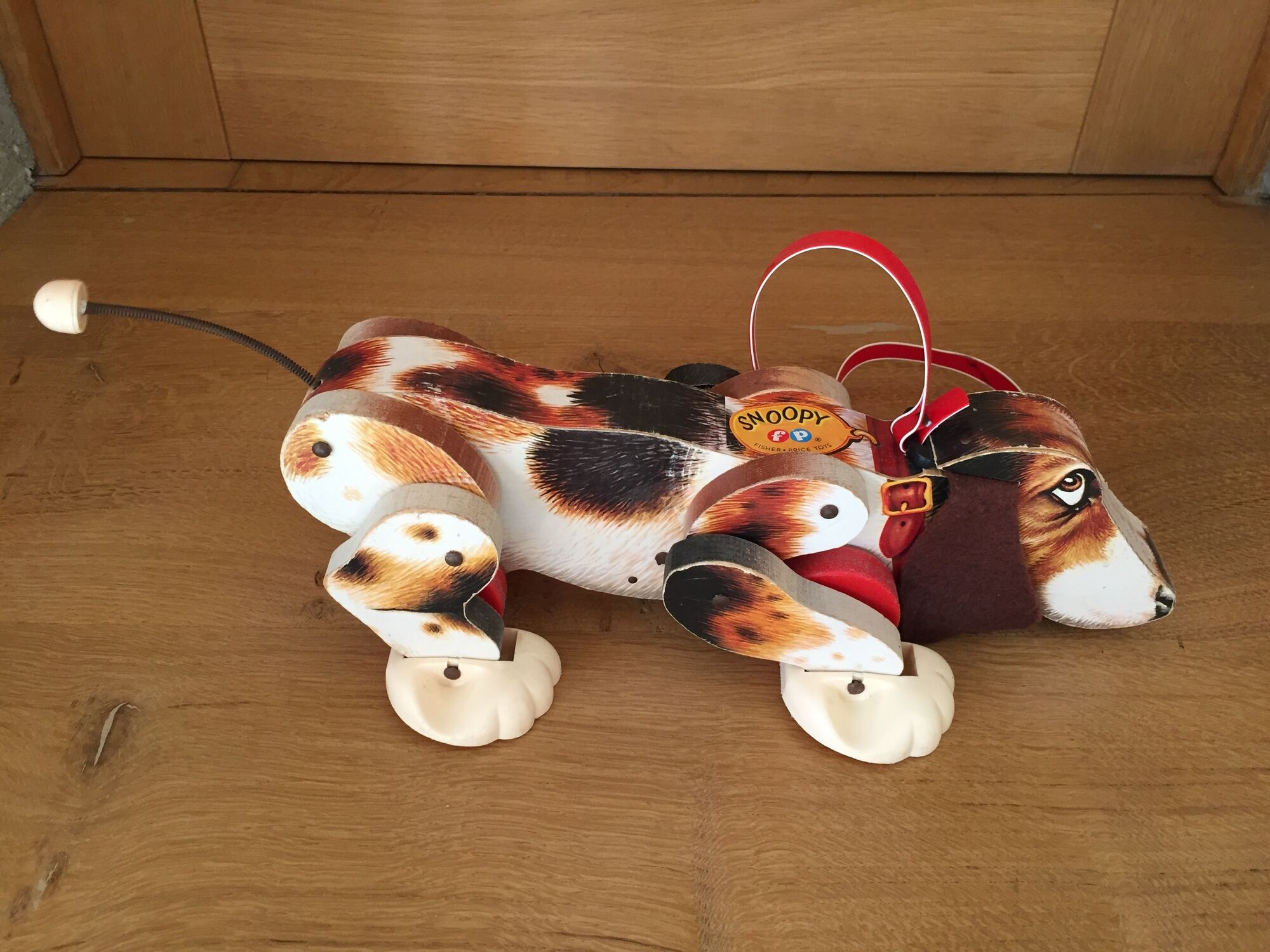 Snoopy Ficher Price wooden dog to shoot