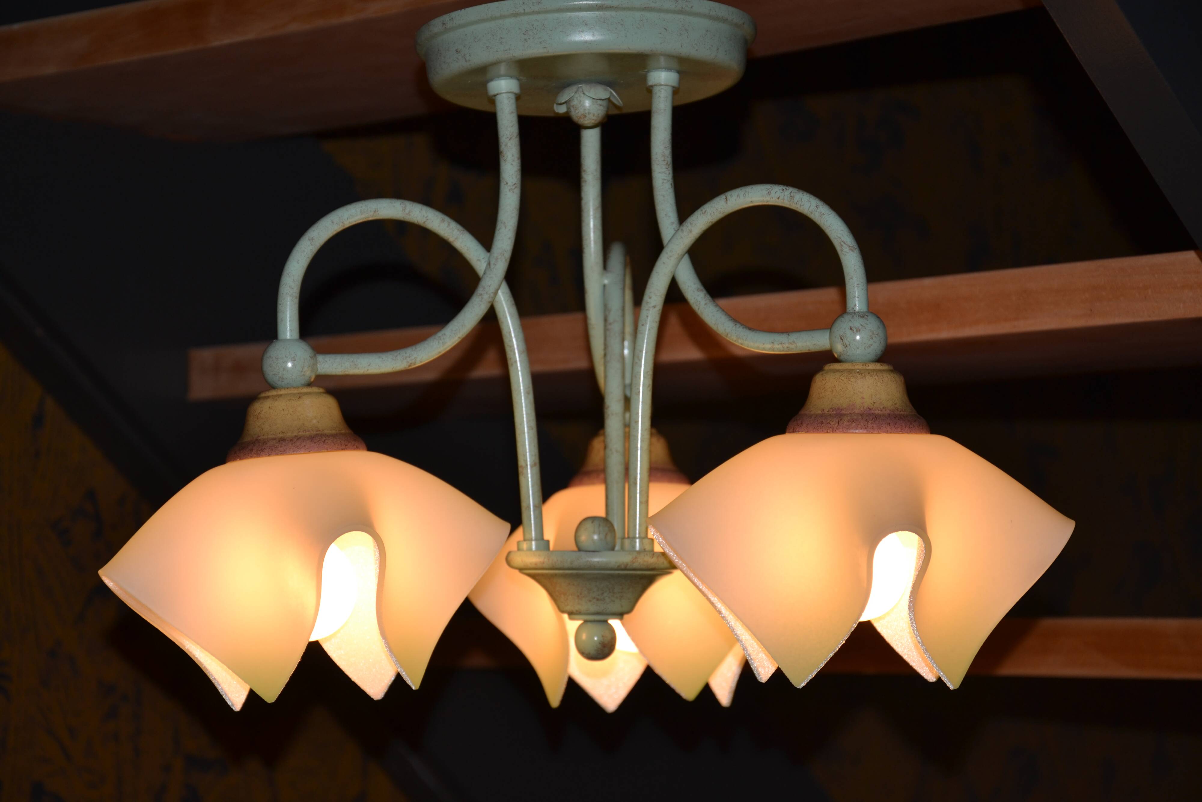 Opaline flower lustre Italy