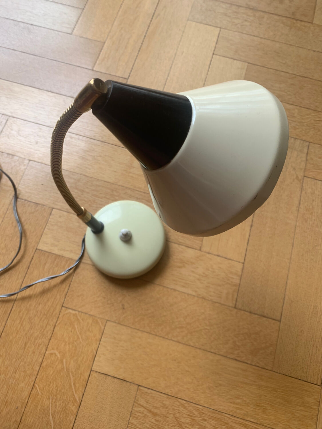 Small vintage table lamp