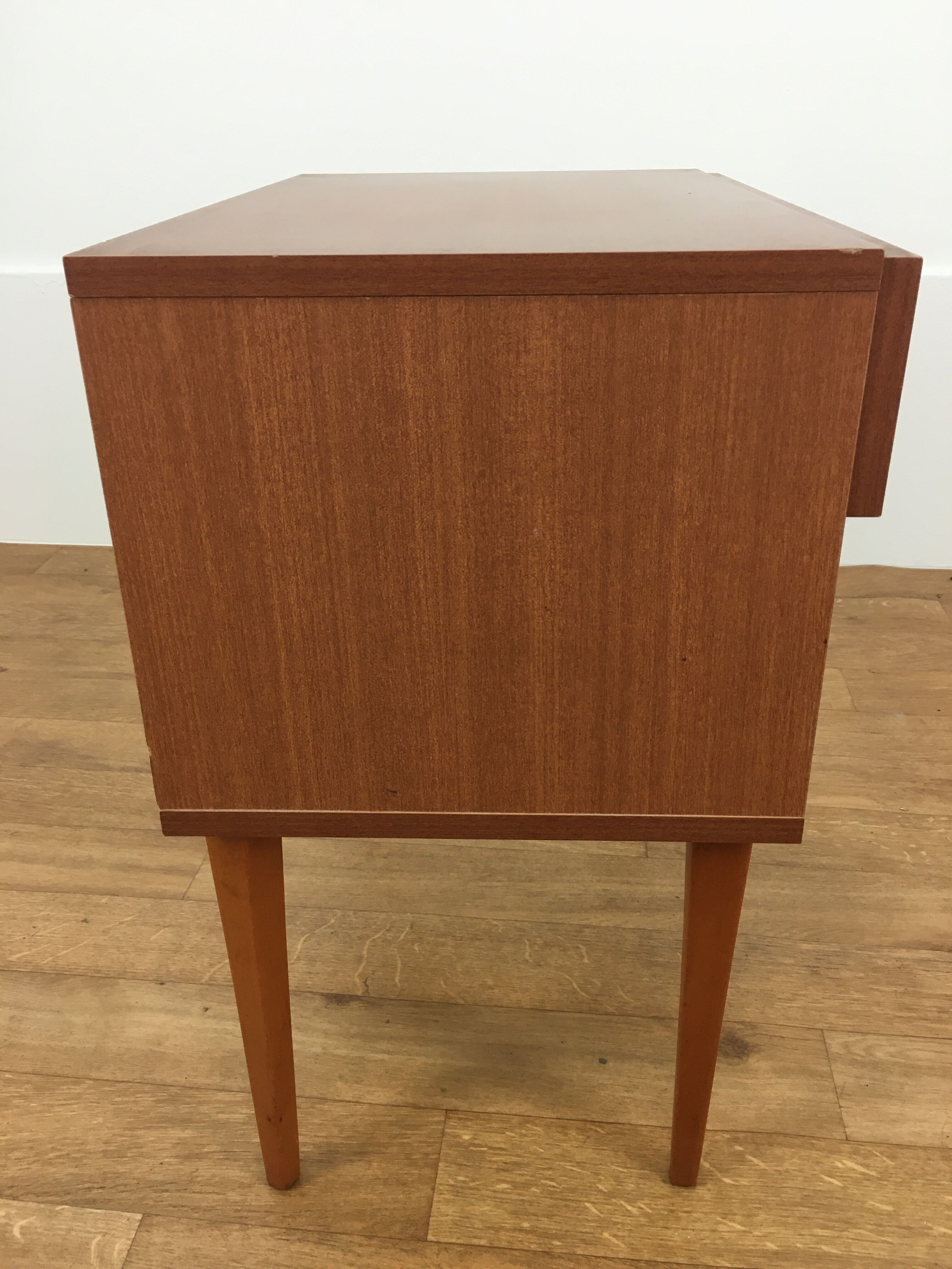 Scandinavian bedside 1 vintage drawer
