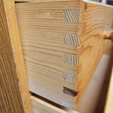Comode en pin 1980 tenon mortaise