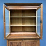 Armoire d'école en pin belge avec vitres nervurées