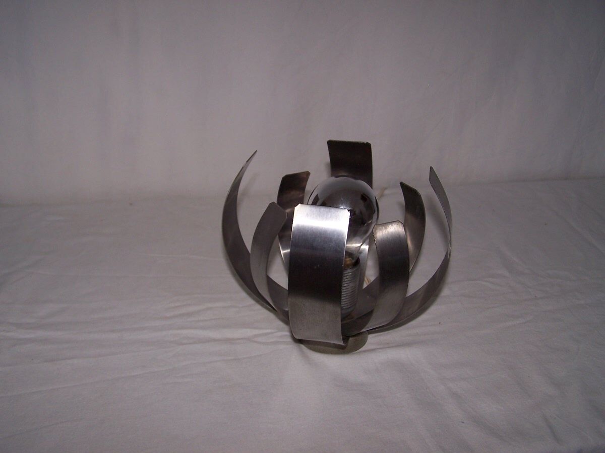 Steel Oxar - 70s flower lamp