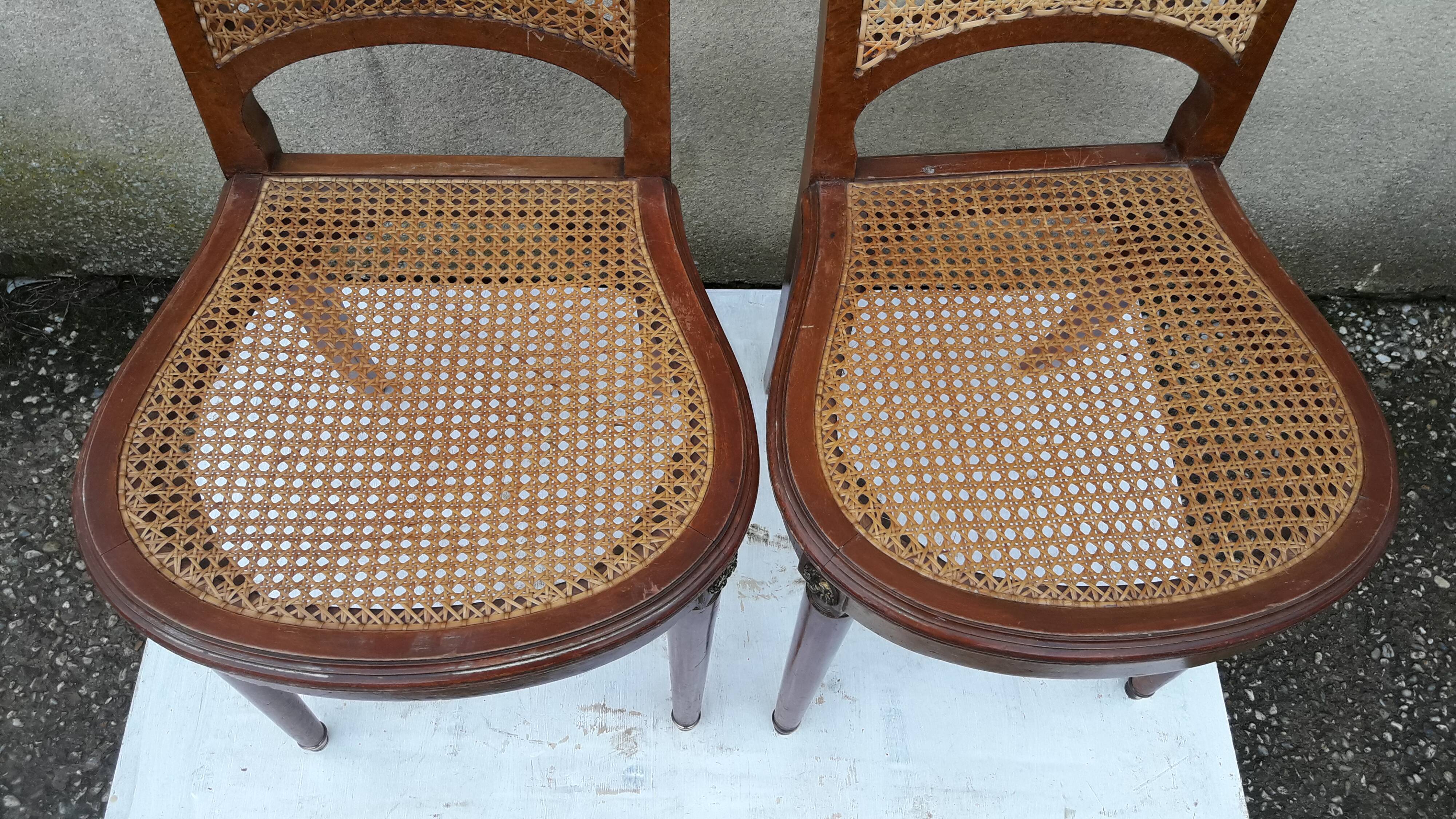 Lot  de 2 chaises style louis XVI