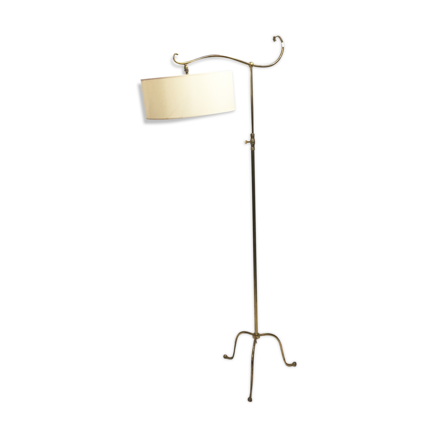 Classic golden lamppost