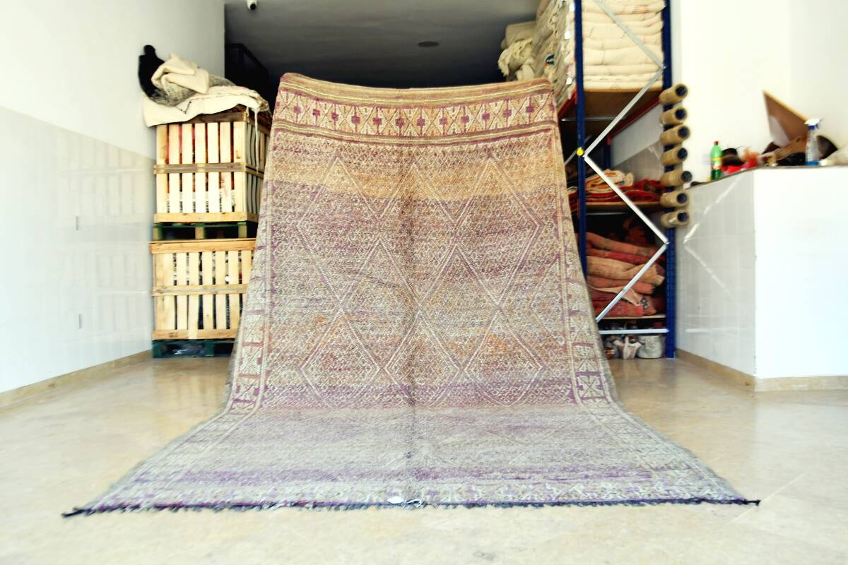 Tapis berbère marocain Beni Mguild 336 cm x 210 cm Excellent état