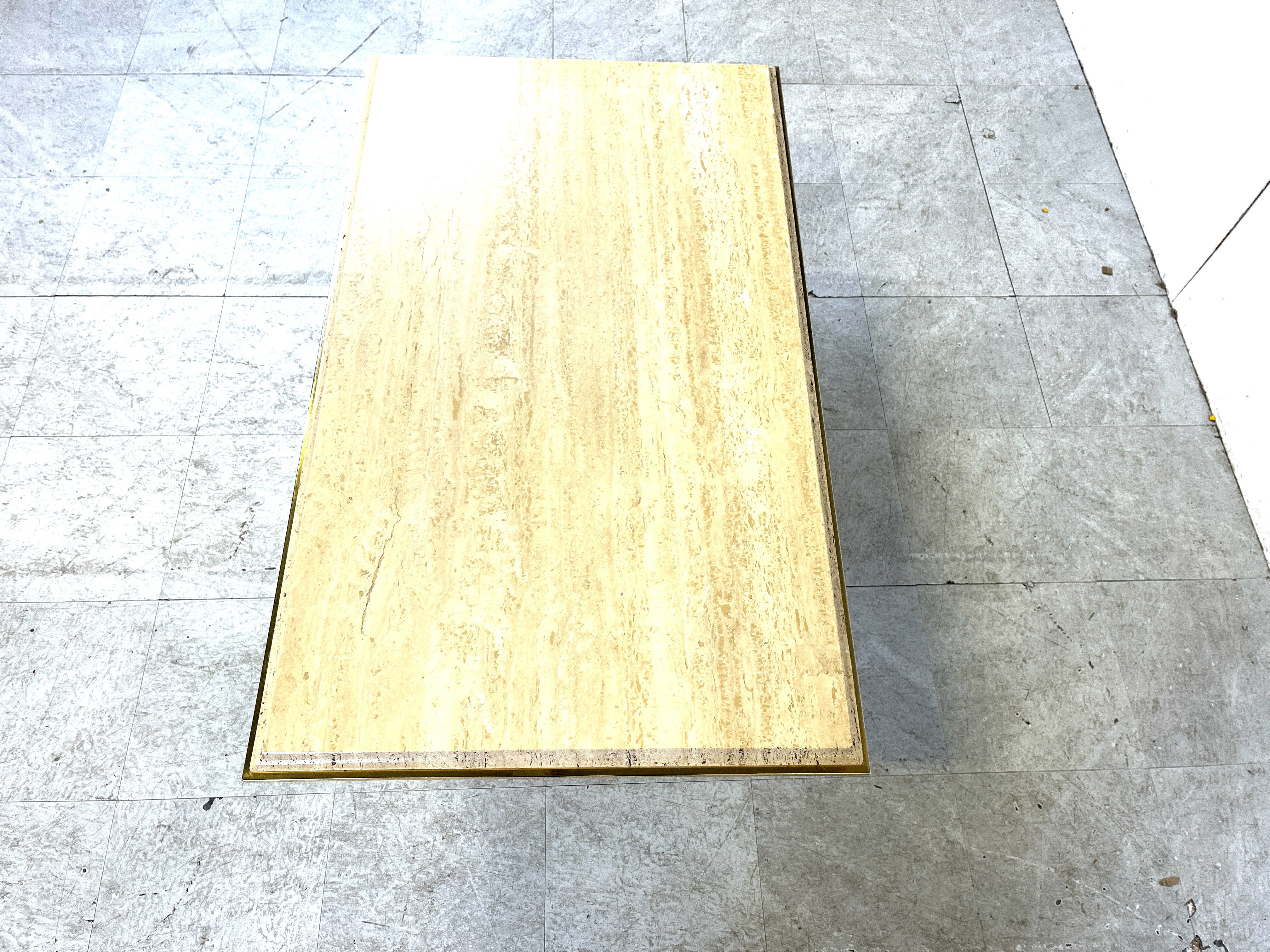 Table basse en travertin et laiton par Fedam, années 1970