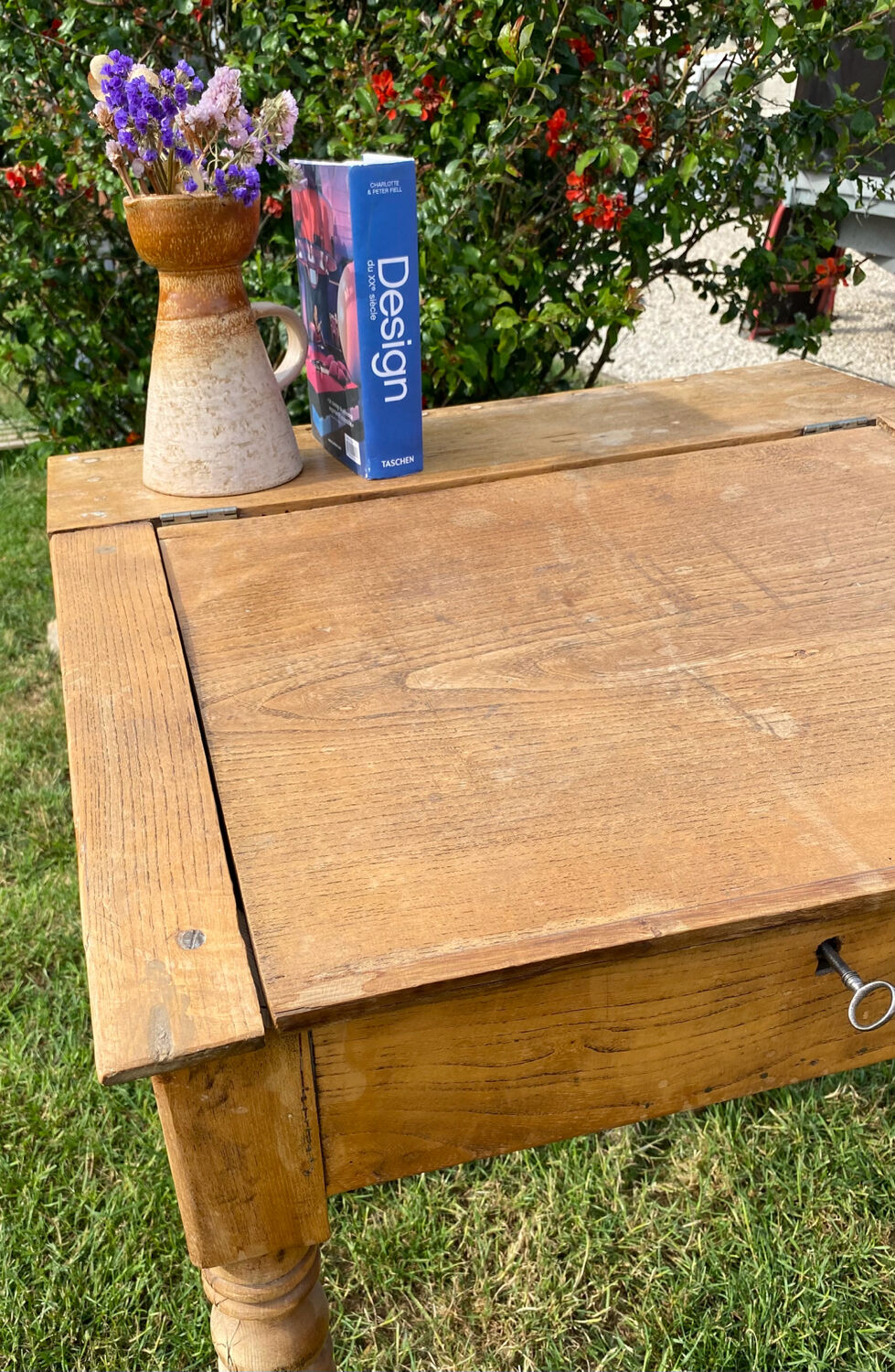 Bureau pupitre
