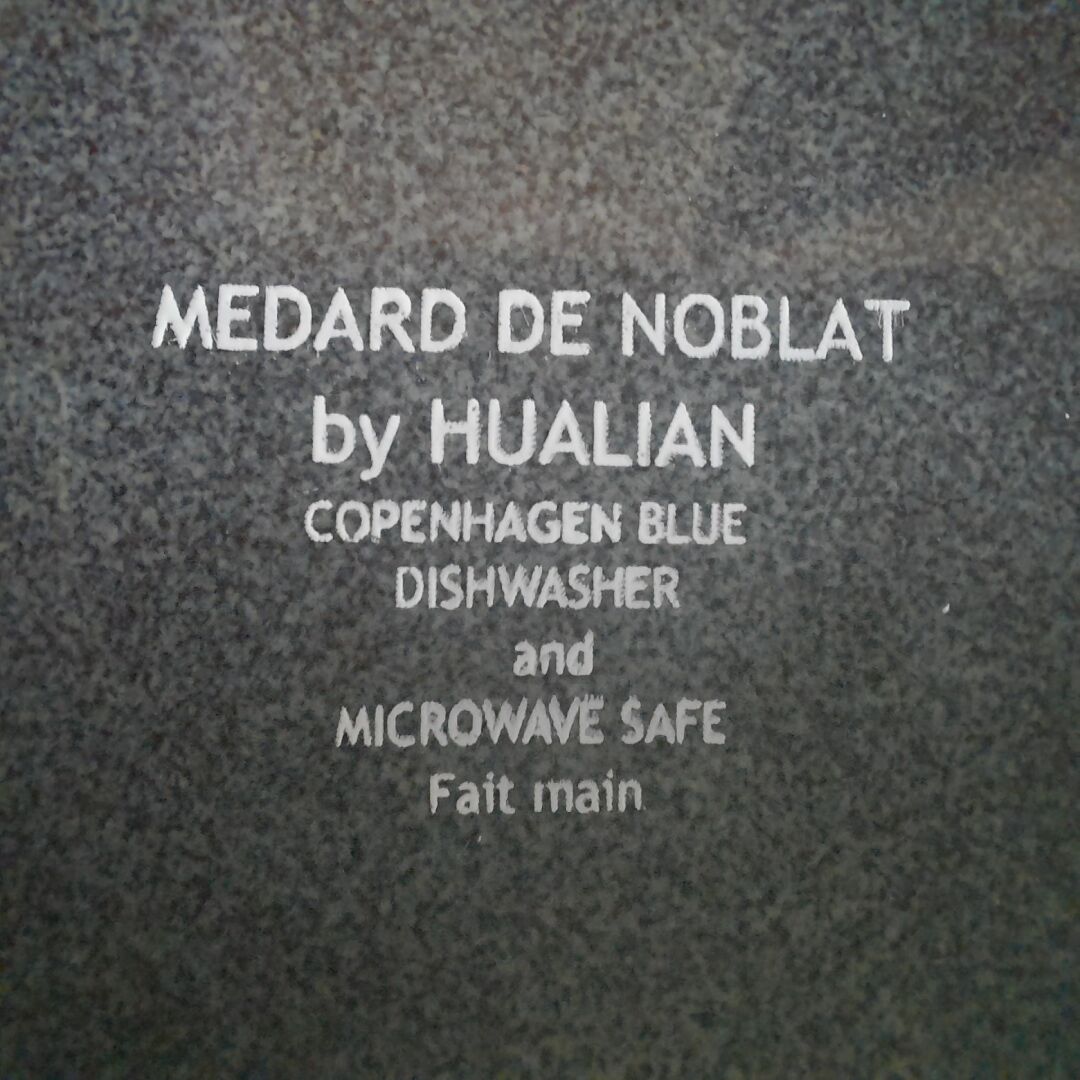 Rare Set 3 Coffee Cups and Saucers Médard De Noblat By Hualian Copenhagen Blue new condition