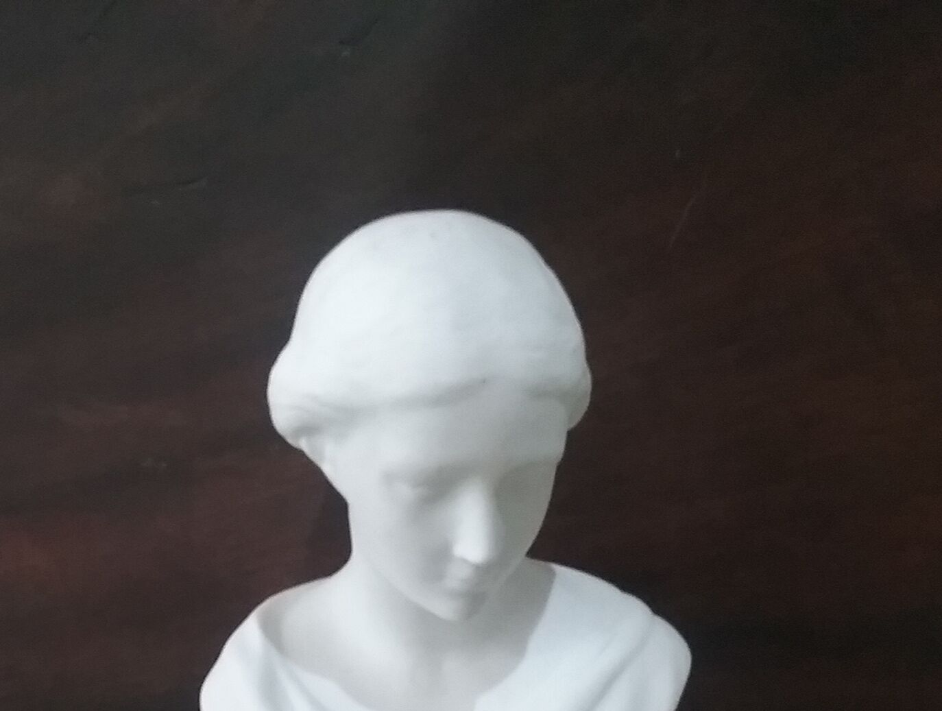 Buste d'une jeune femme Raphael Sevres