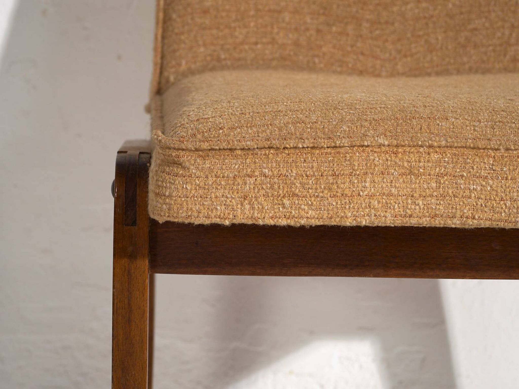 Mid Century style chairs (c.1940). Set of 2 pieces.