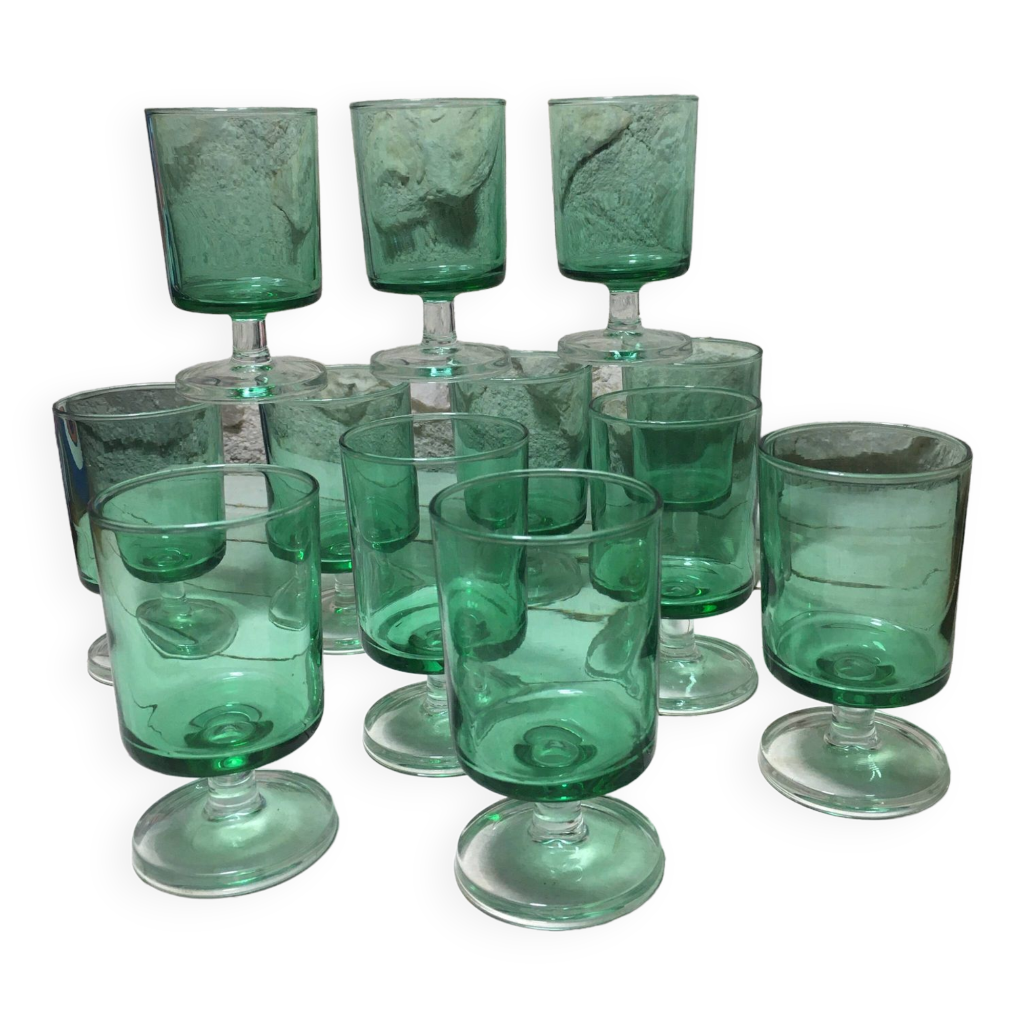12 Vintage cavalier glasses green color ht 9 cm luminarc France