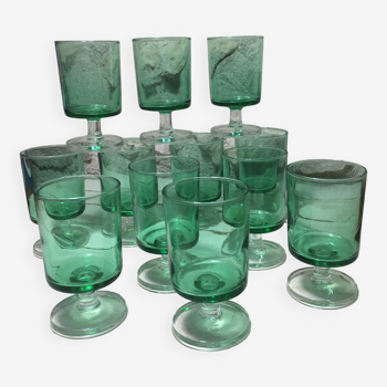 12 verres cavaliers Vintage couleur vert ht 9 cm luminarc France