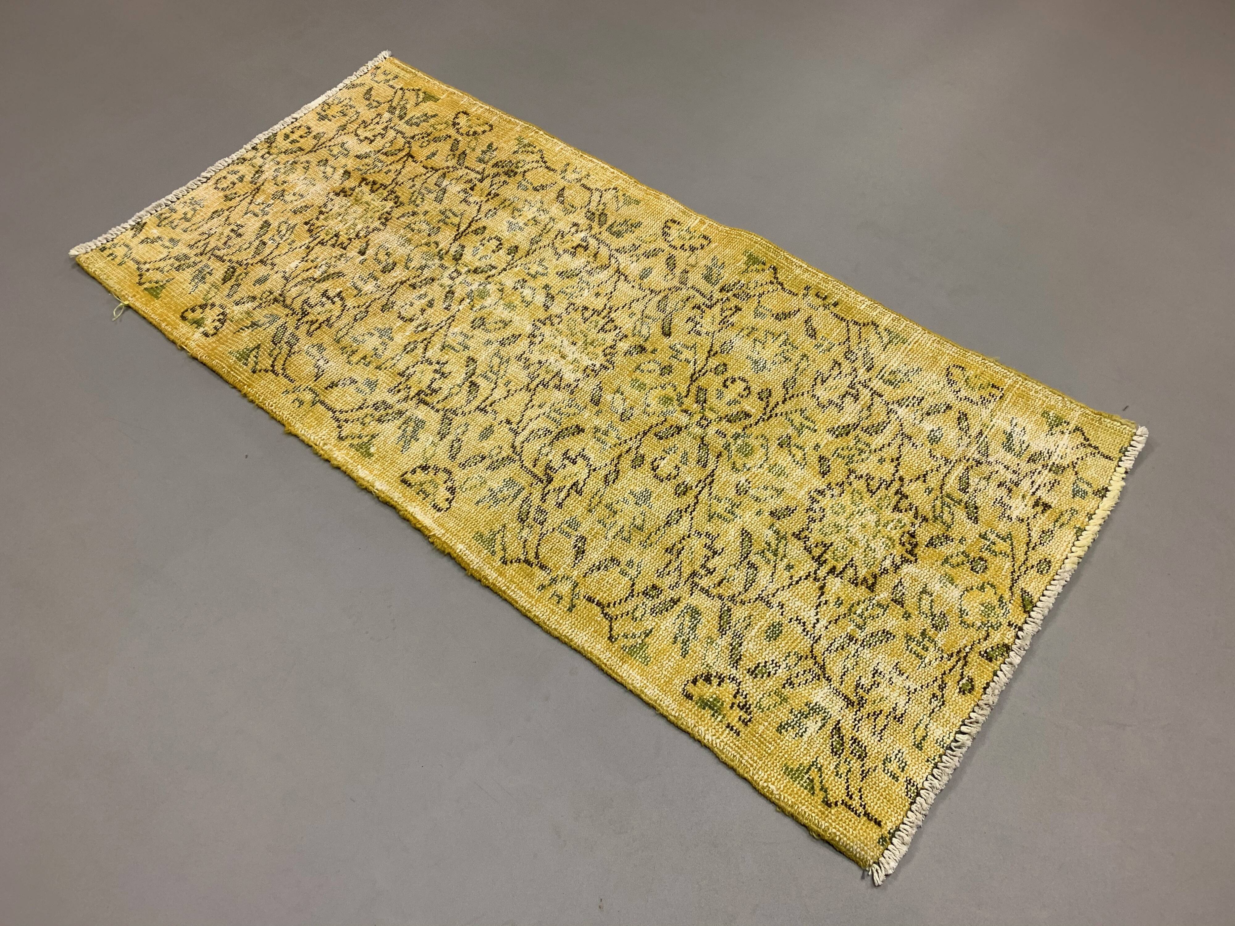 Distressed turkish runner 152x75 cm