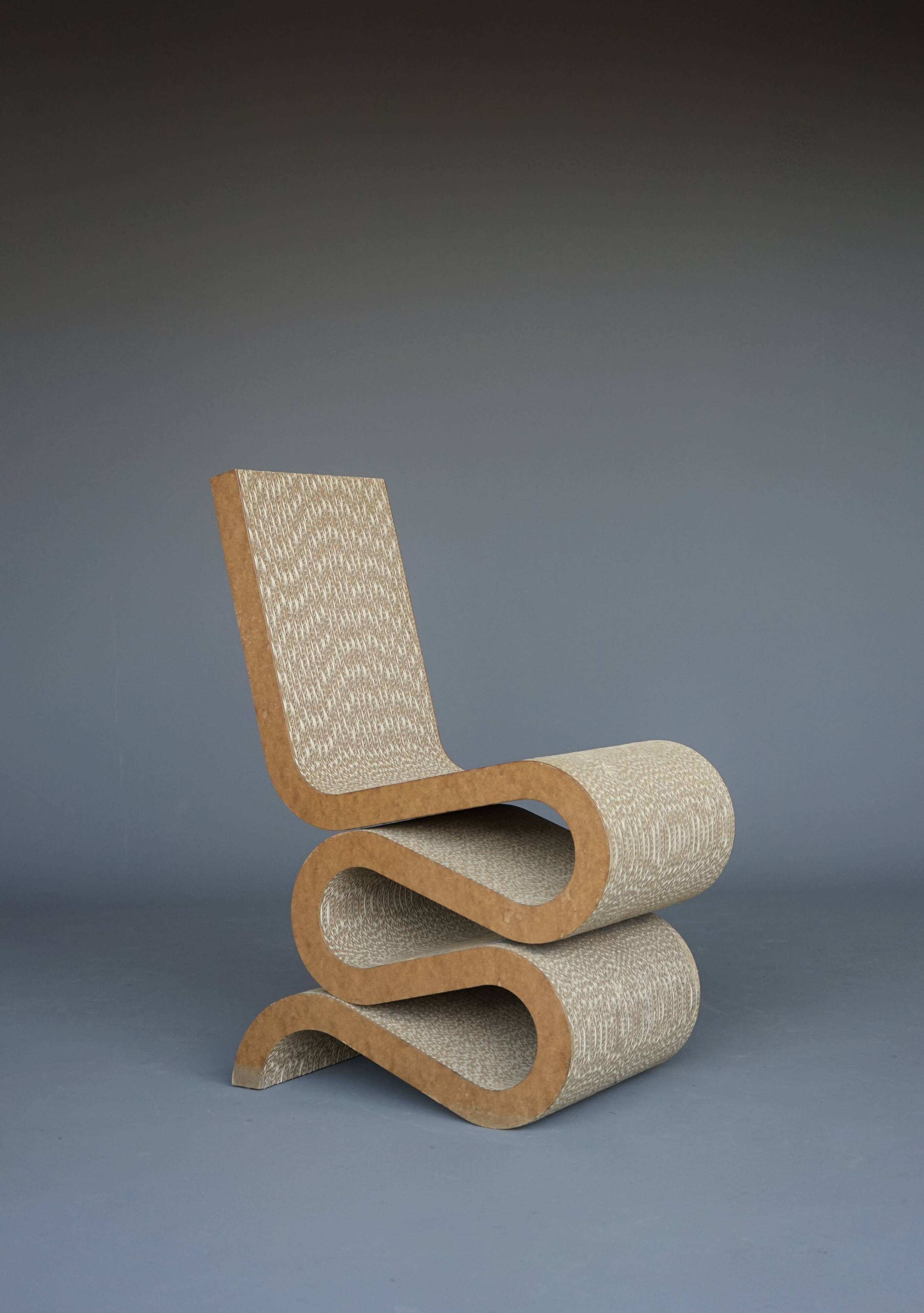 Chaise latérale 'Wiggle' Easy Edges par Frank Gehry, édition Vitra des années 1990.