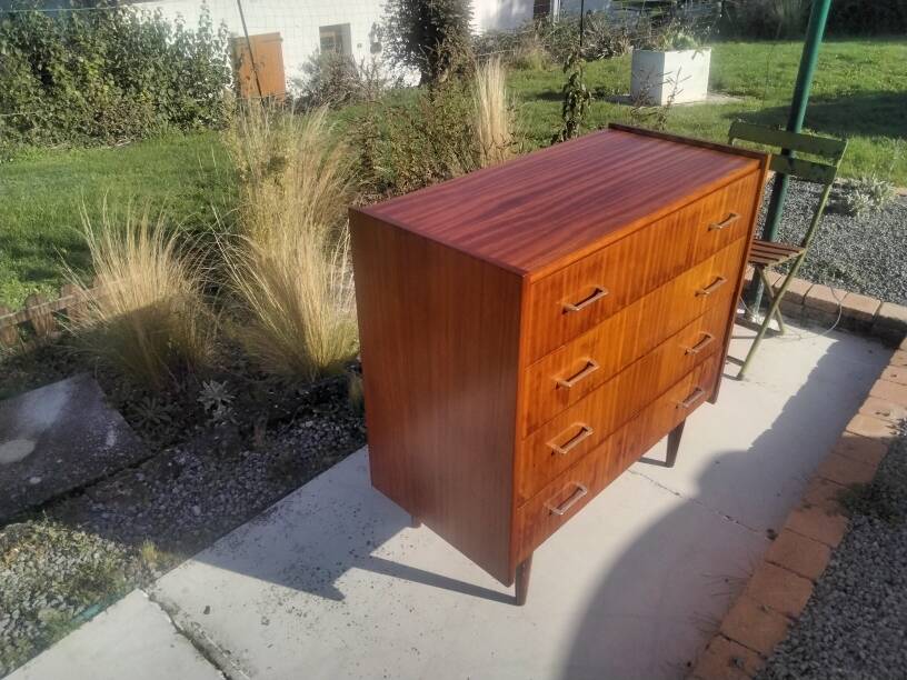 Seventies chest of drawers