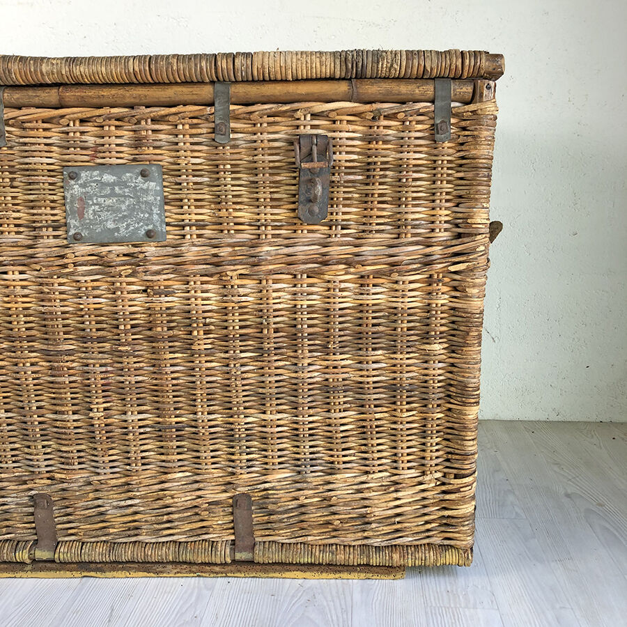 Wicker trunk 1960