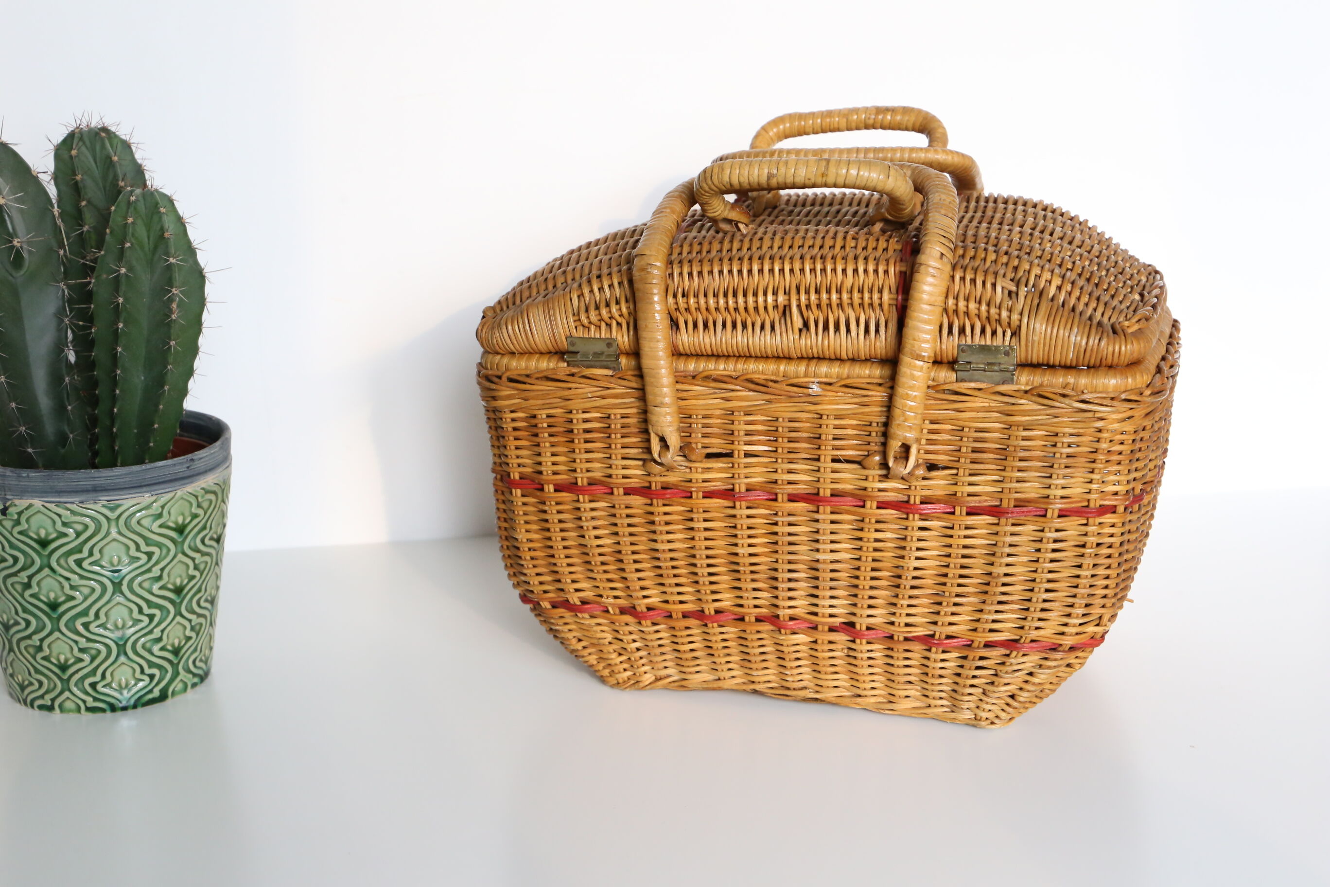 Wicker basket, picnic basket