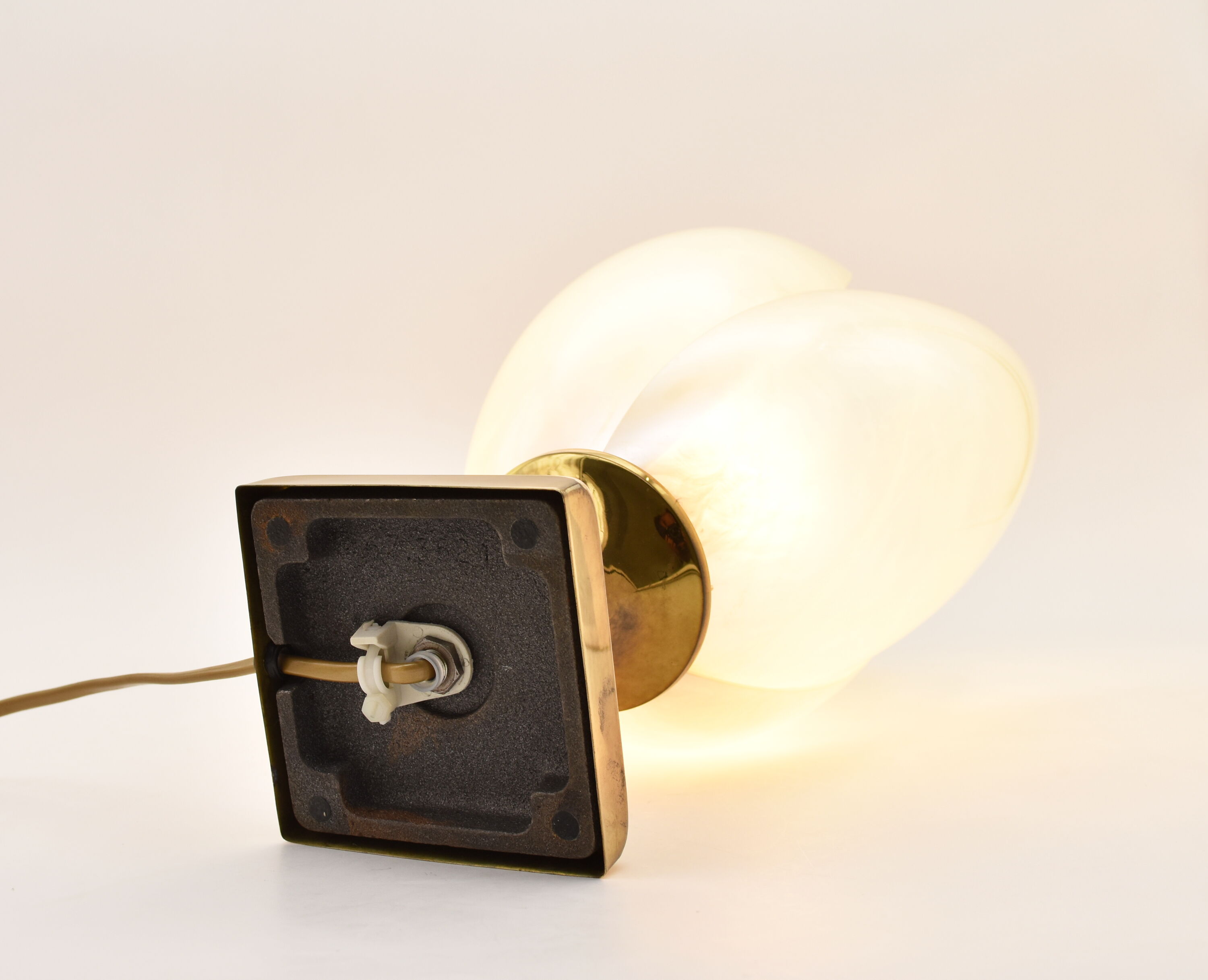 Pearly Rougier vintage Tulip lamp