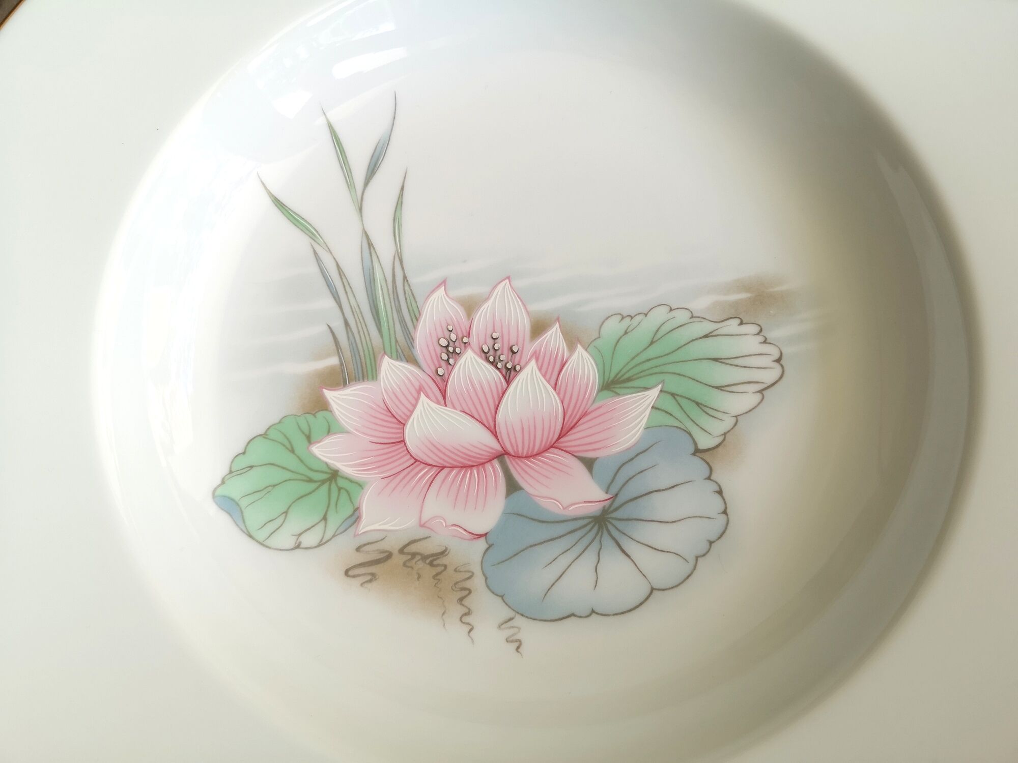 Porcelain service dish by Limoges france nenuphar rose decoration