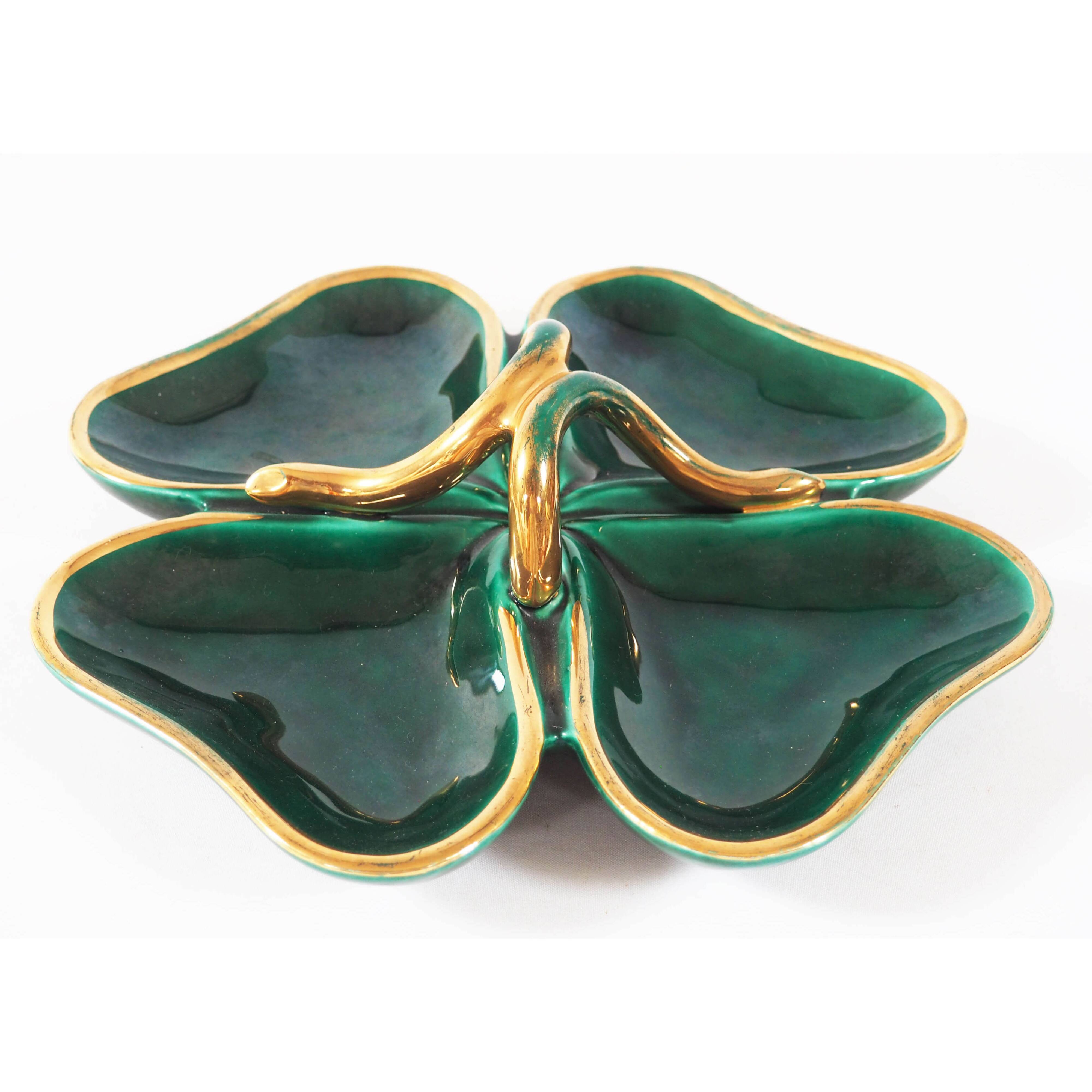 Green clover earthenware dish