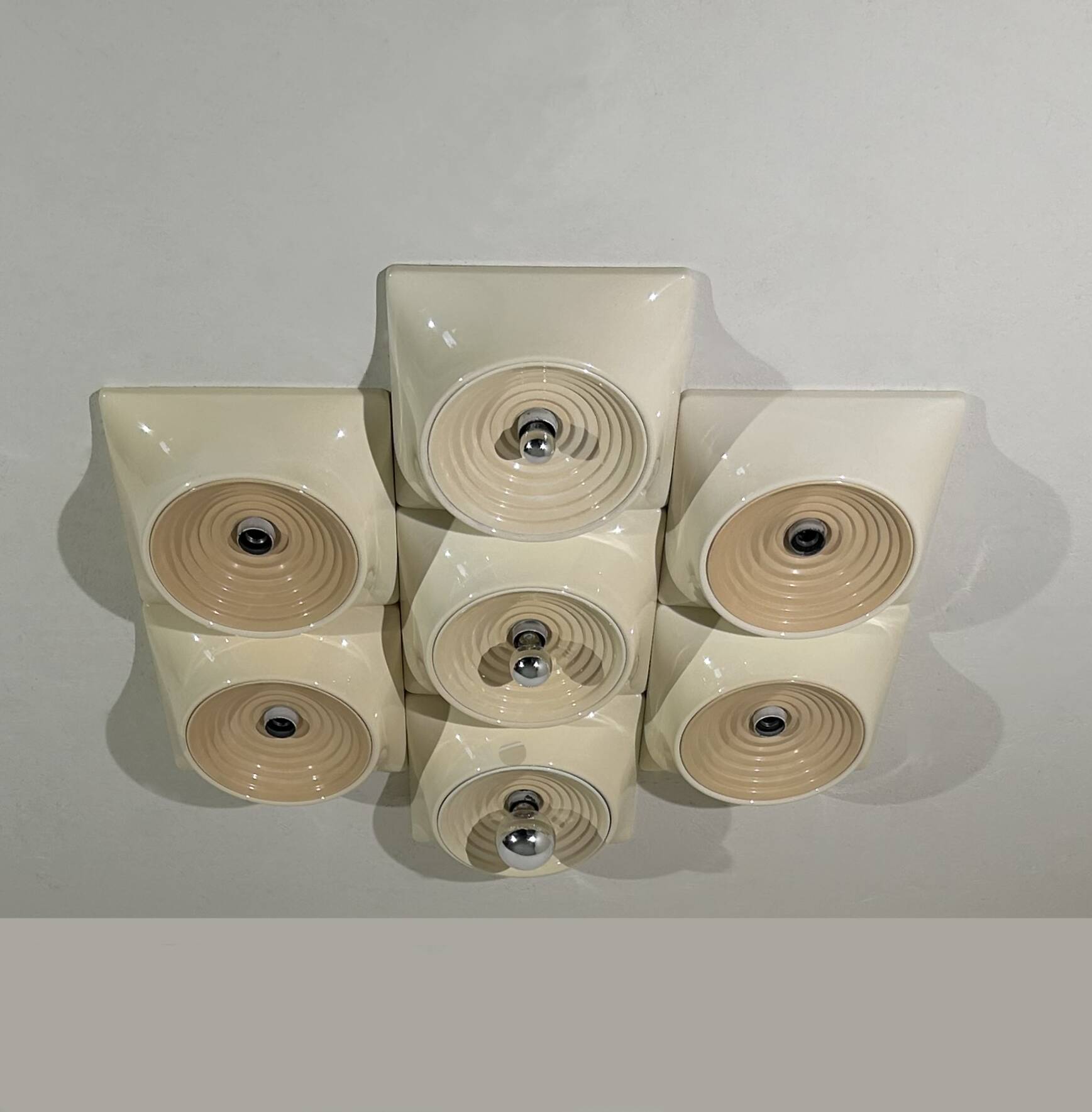 Stilnovo wall lamp for Studio Nizzoli and Associates