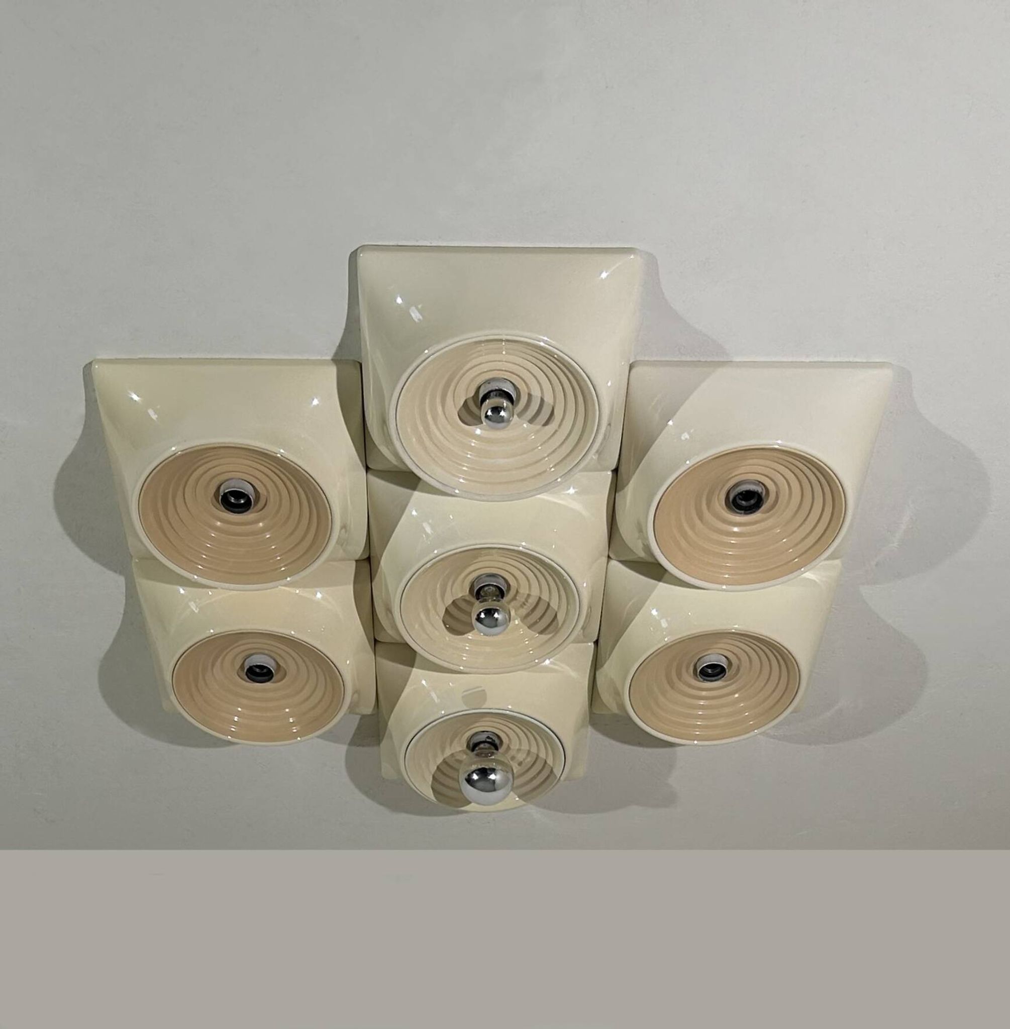 Stilnovo wall lamp for Studio Nizzoli and Associates