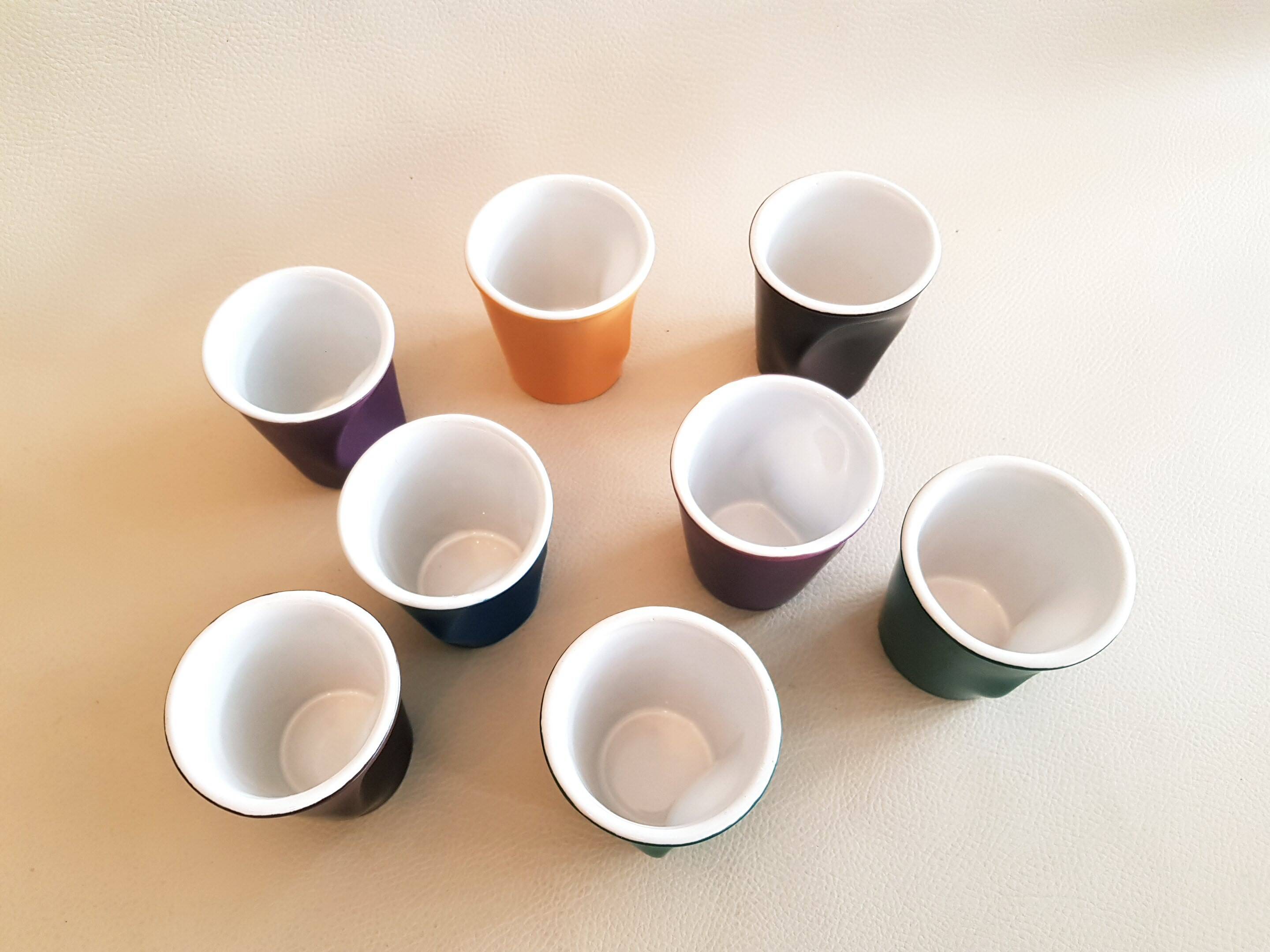 Set of 8 cups crumpled Revol Collection