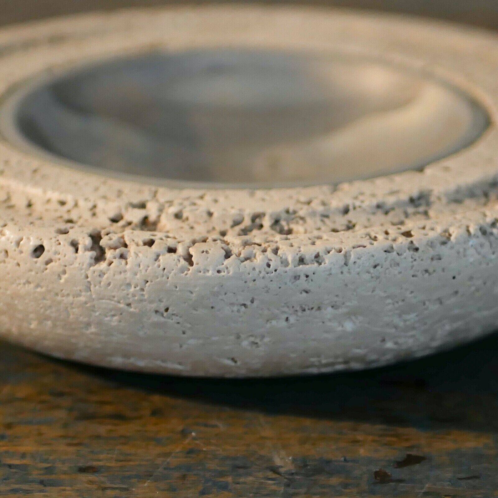 Cendrier en travertin - Art en marbre - Design fabriqué en Italie - Années 1970