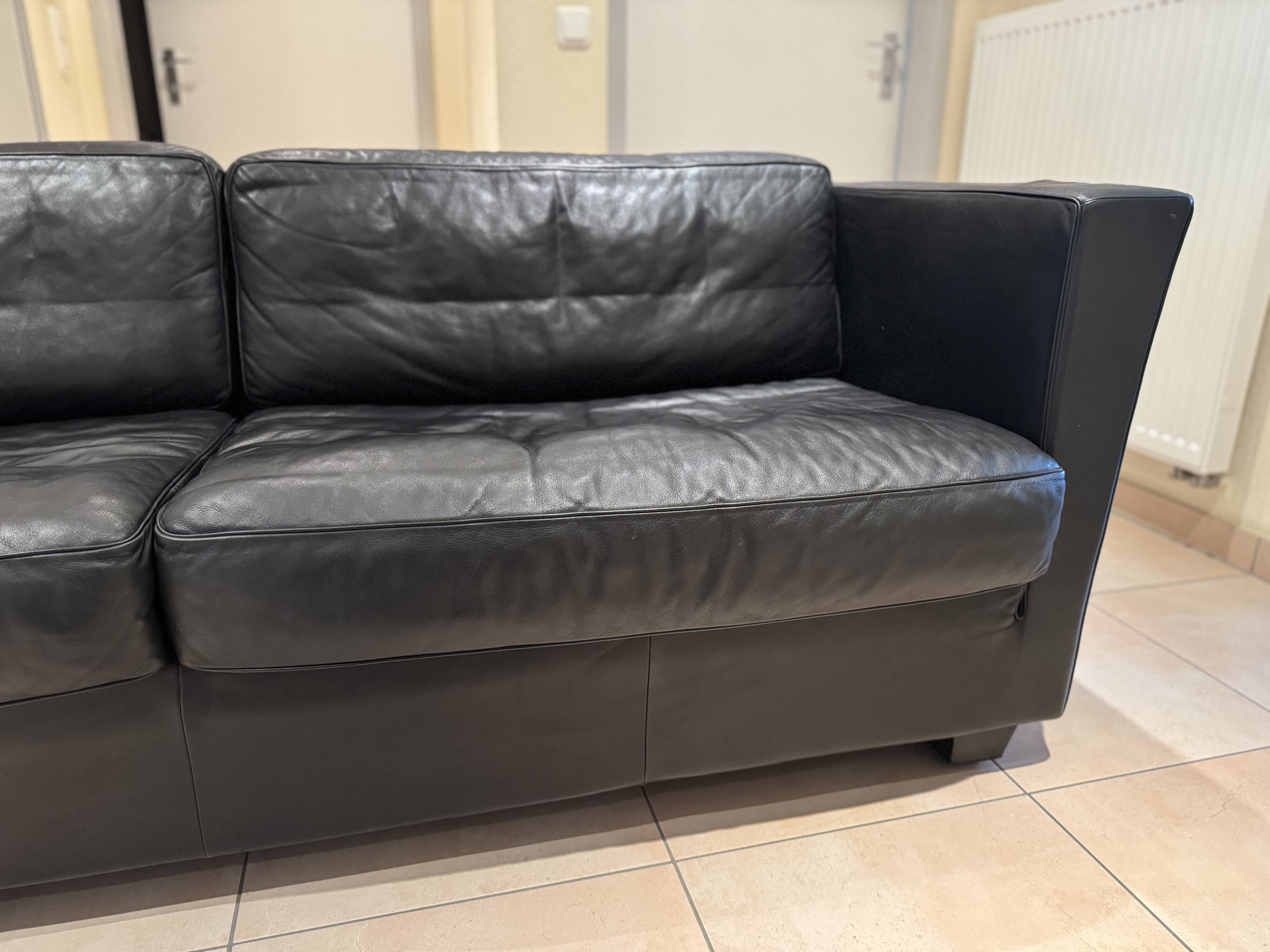 Black leather sofa by Sede – Design by Andrée Putman – 1990s