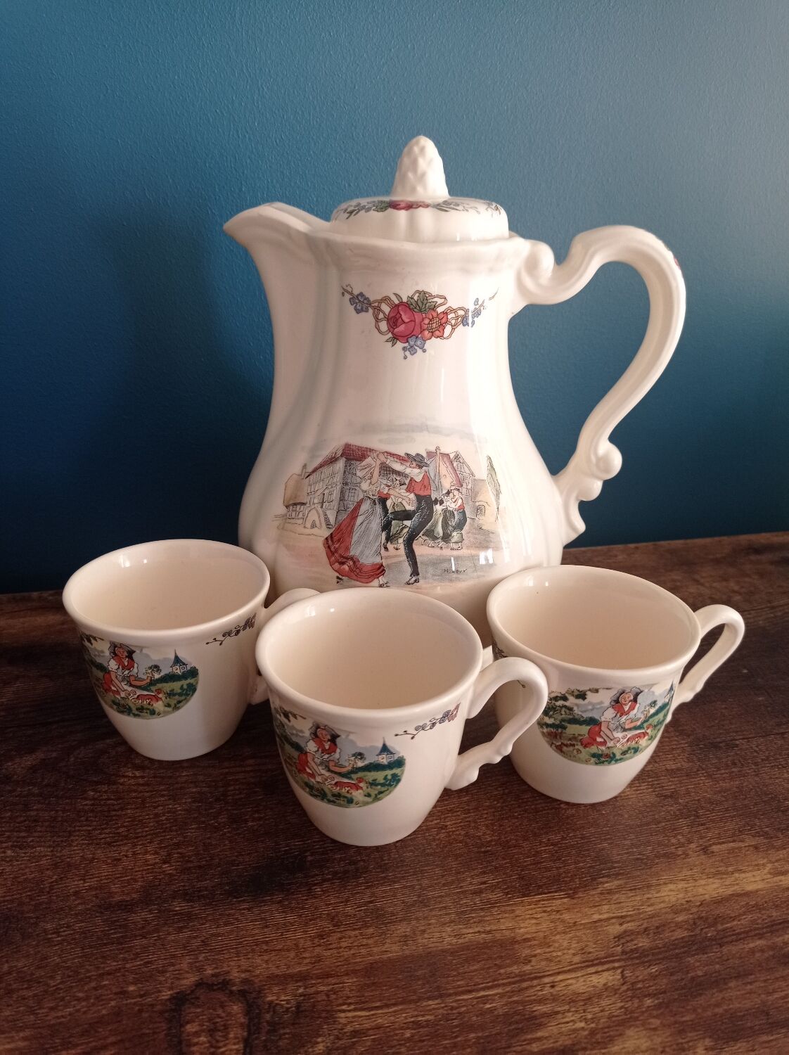 Cafetière et tasses de Sarreguemines modèle Obernai