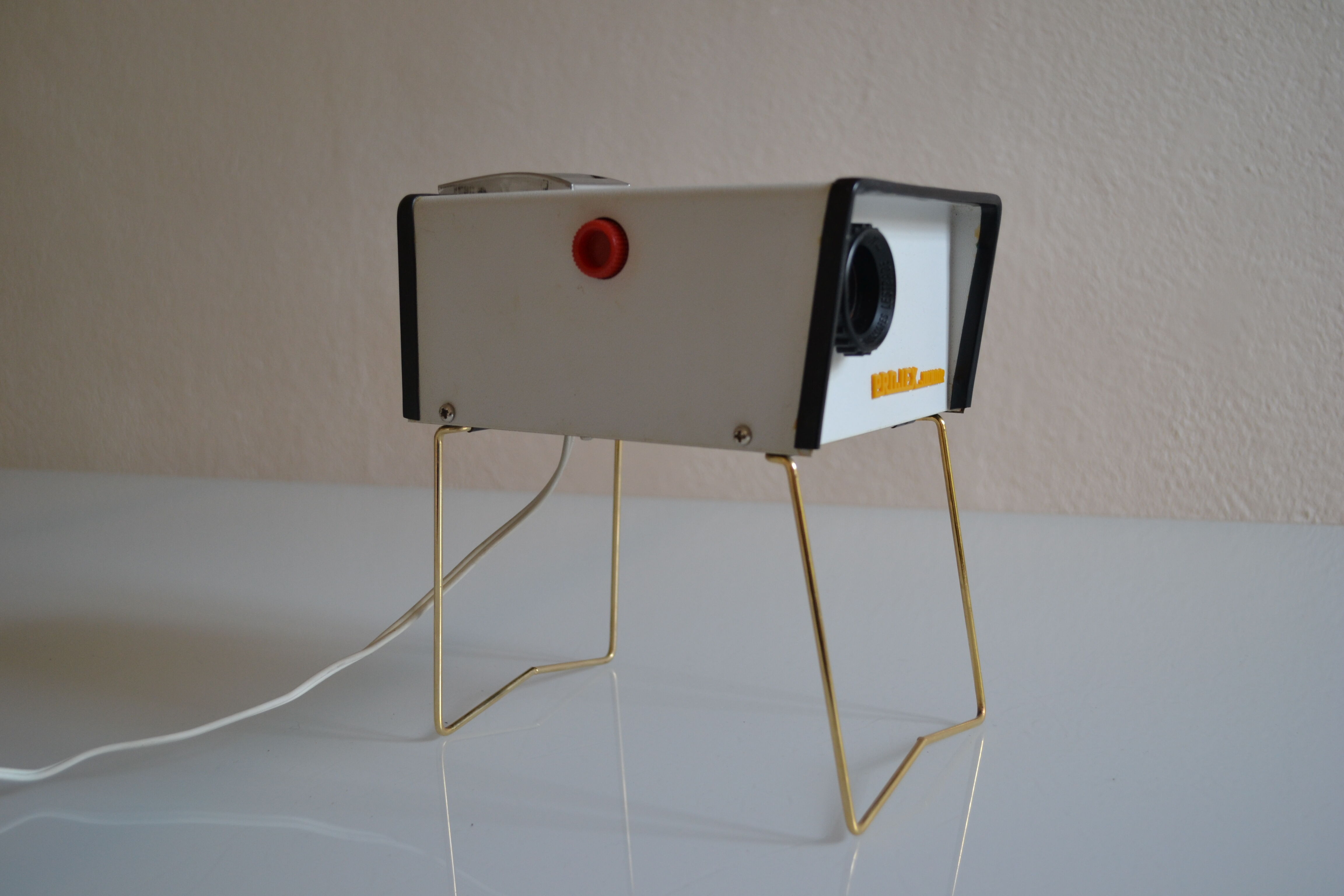 Lestrade projex junior stereoscope projector