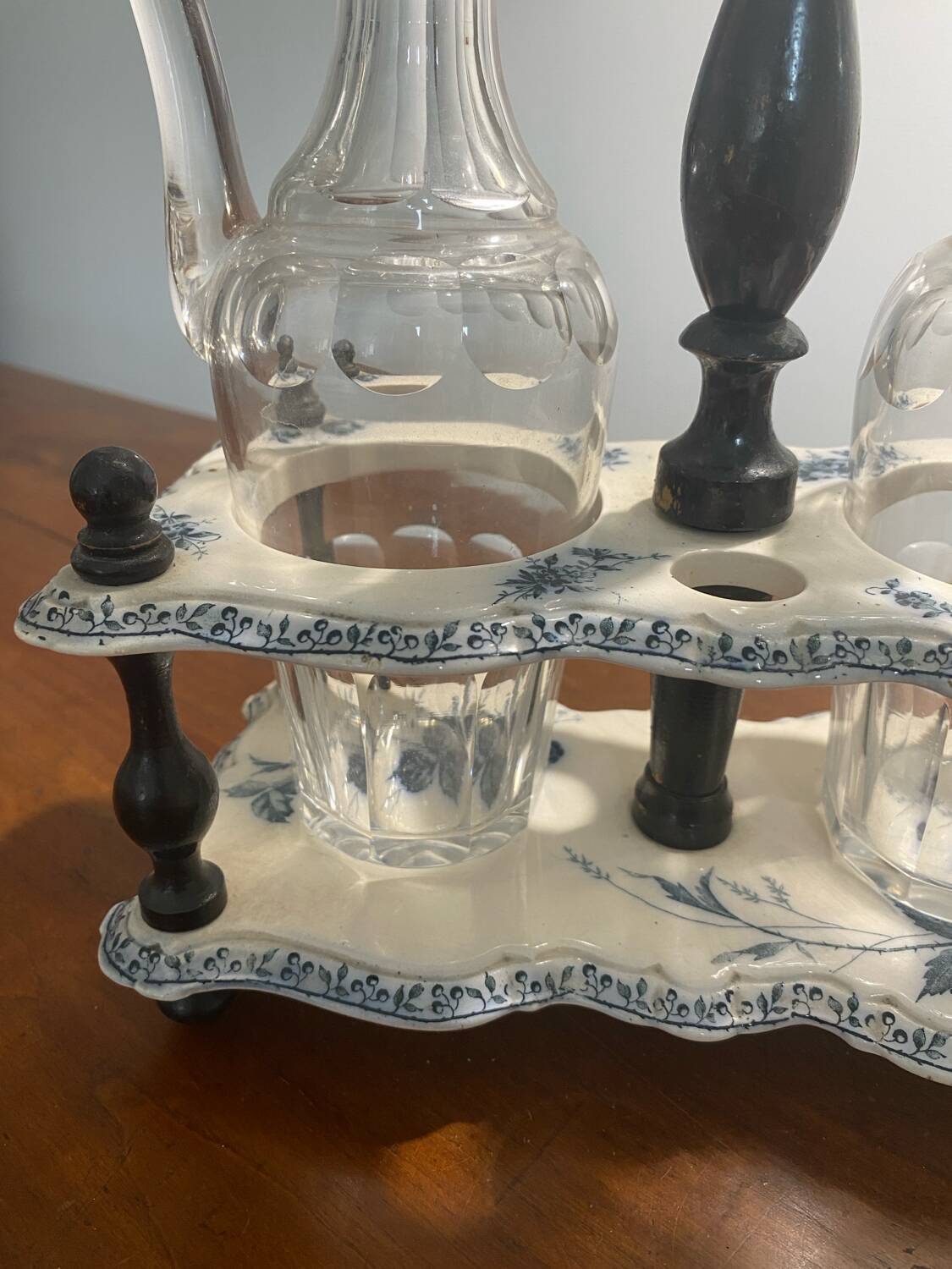 Vinegar cruet late 19th century