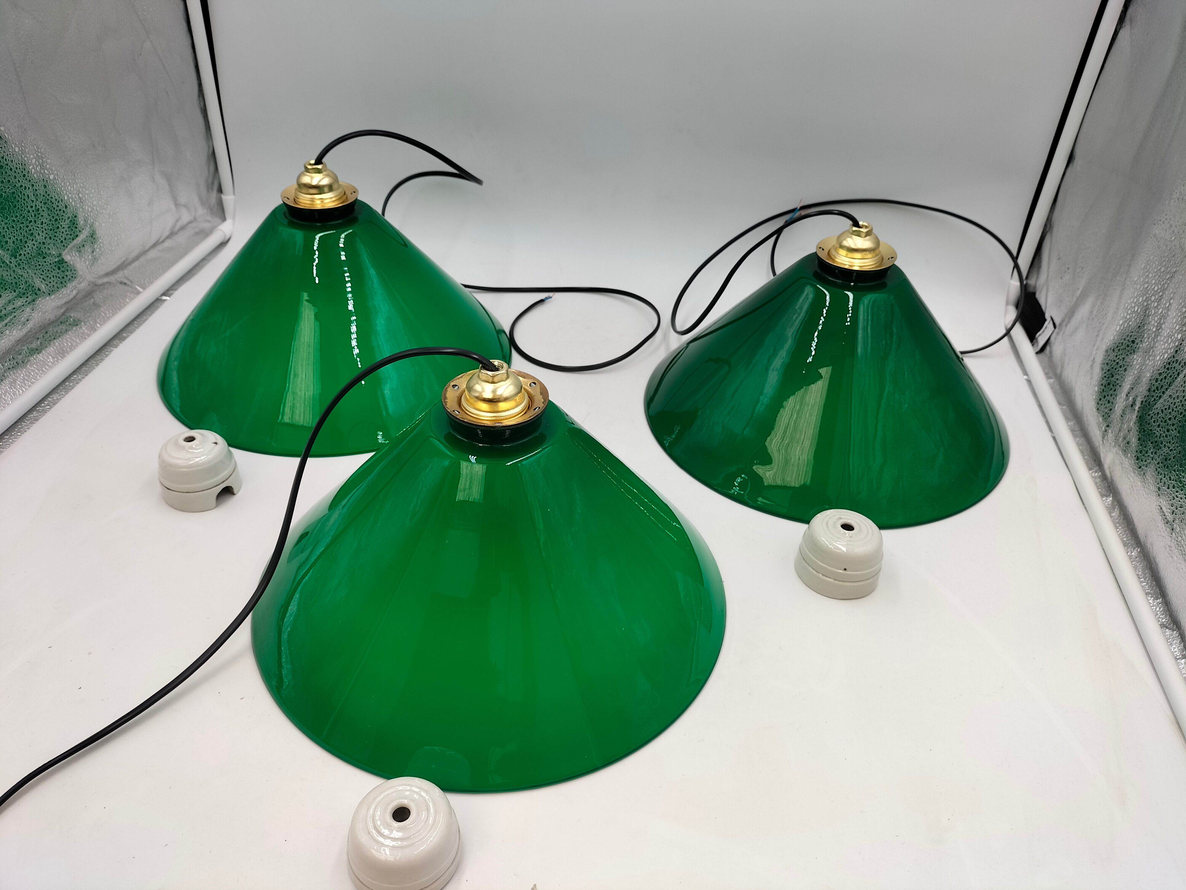Lot de 3 opalines vertes anciennes