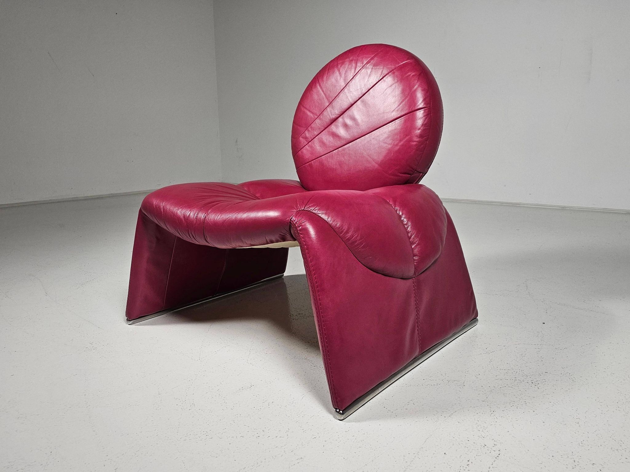 Calypso pink chaise longue by Vittorio Introini for Saporiti, Italy, 1970.
