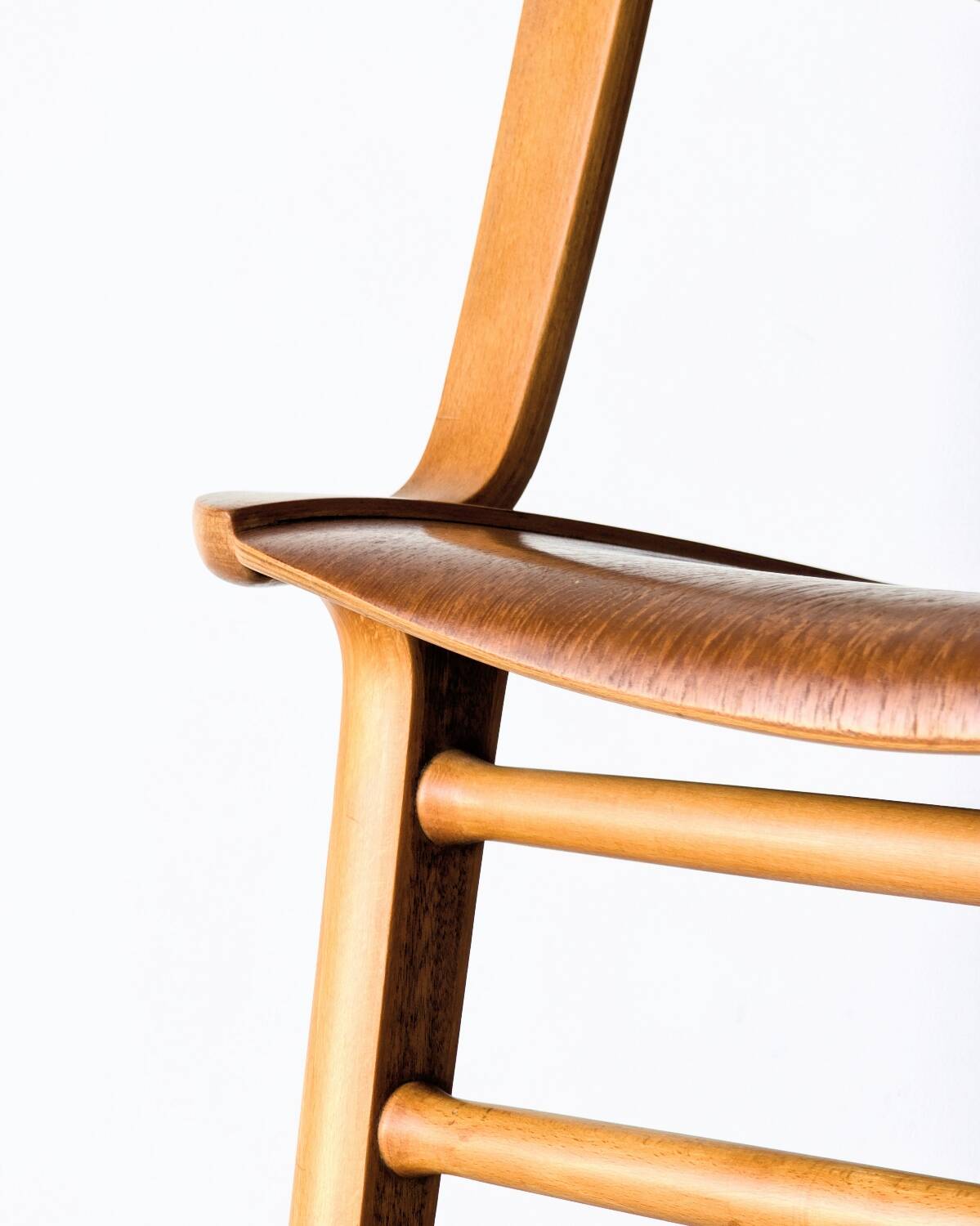 Vintage Danish armchair AX by Peter Hvidt, edition Fritz Hansen, 1950.