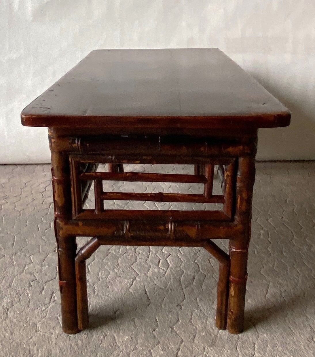 Table basse en bambou