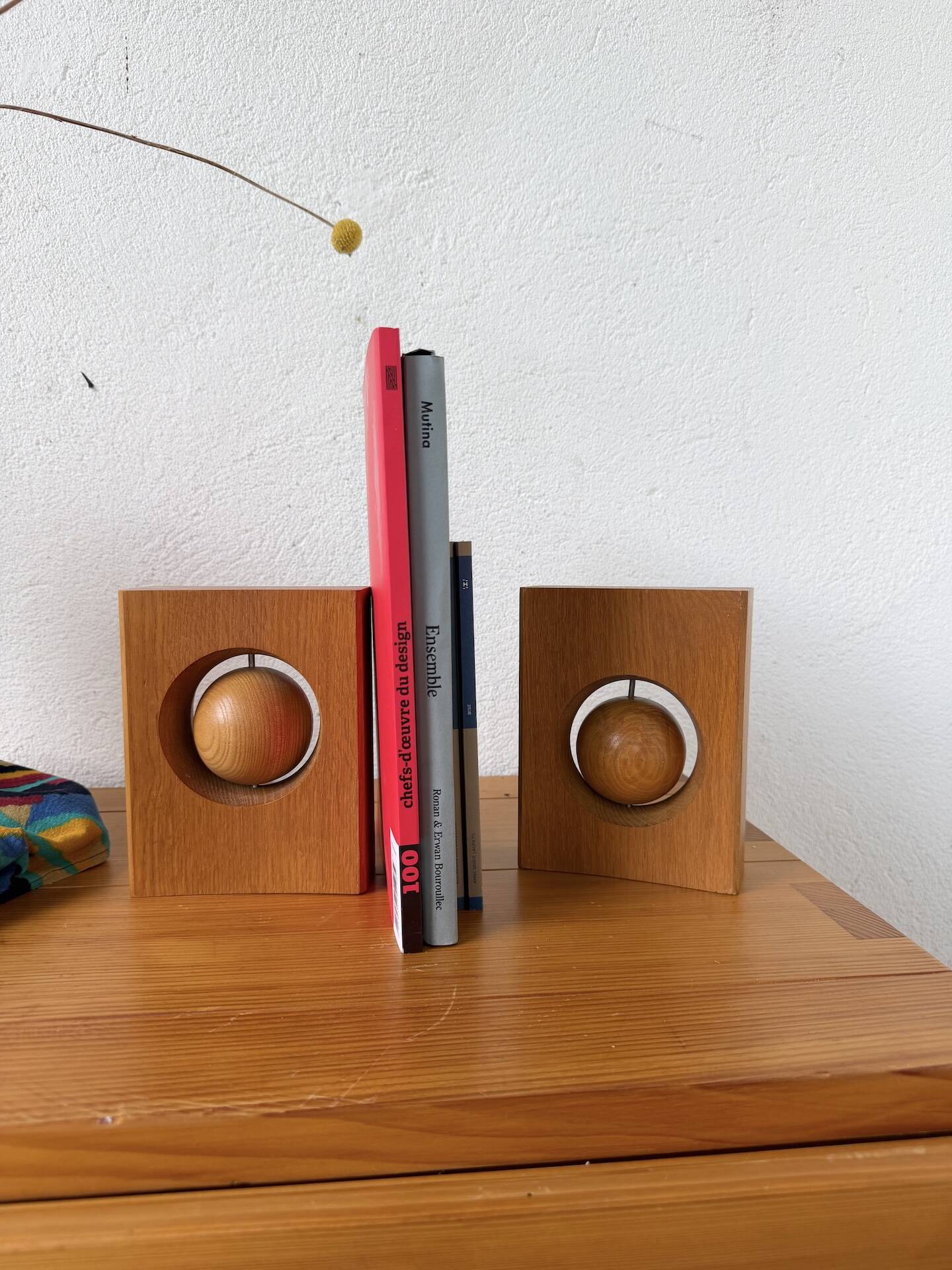 Constructivist wooden bookends
