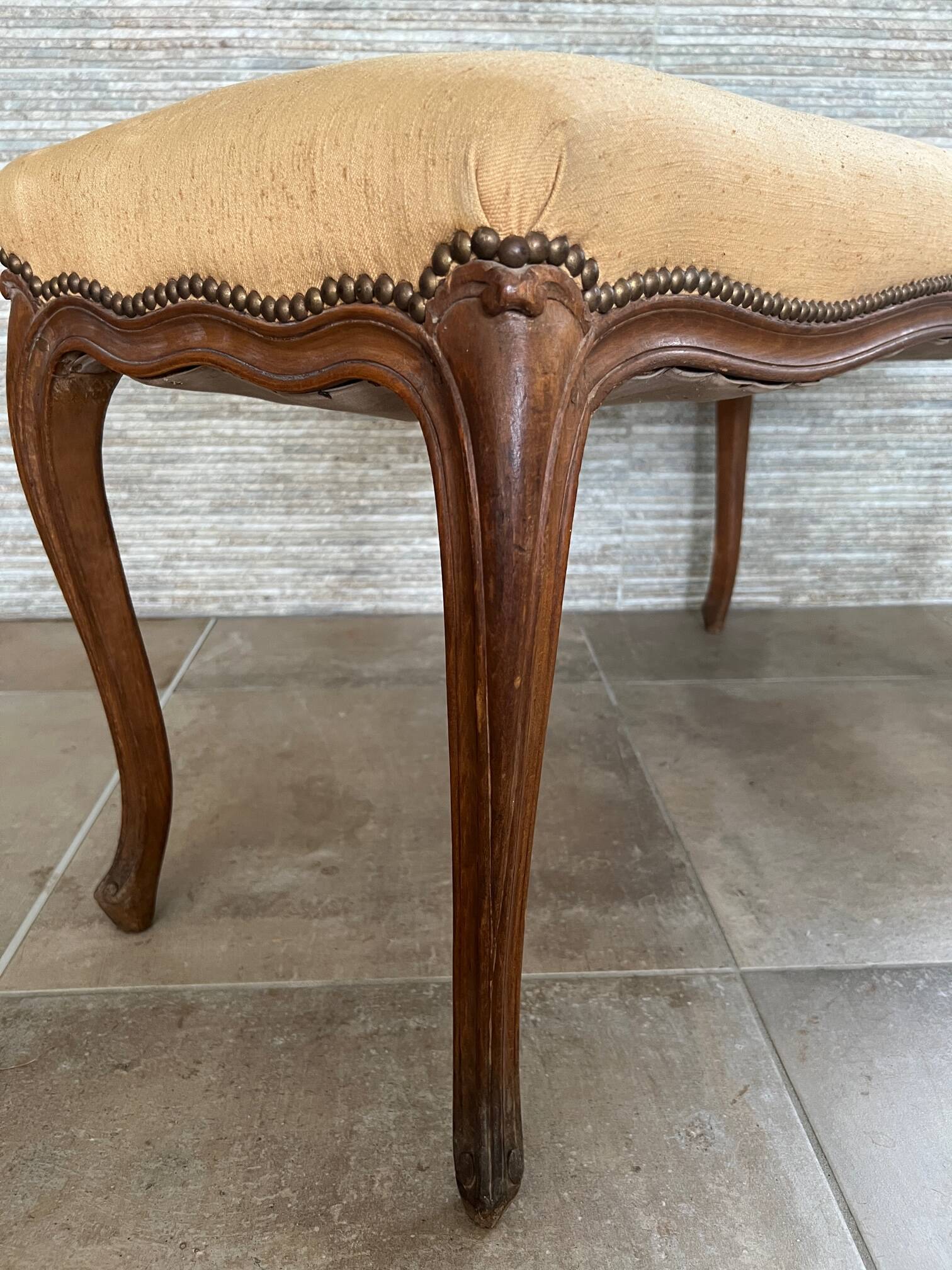 1900 Louis XV style bench in walnut, bench seat