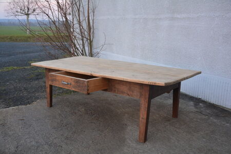 Table de ferme basse