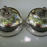 Paire de cloches de service argentée Louis XVI
