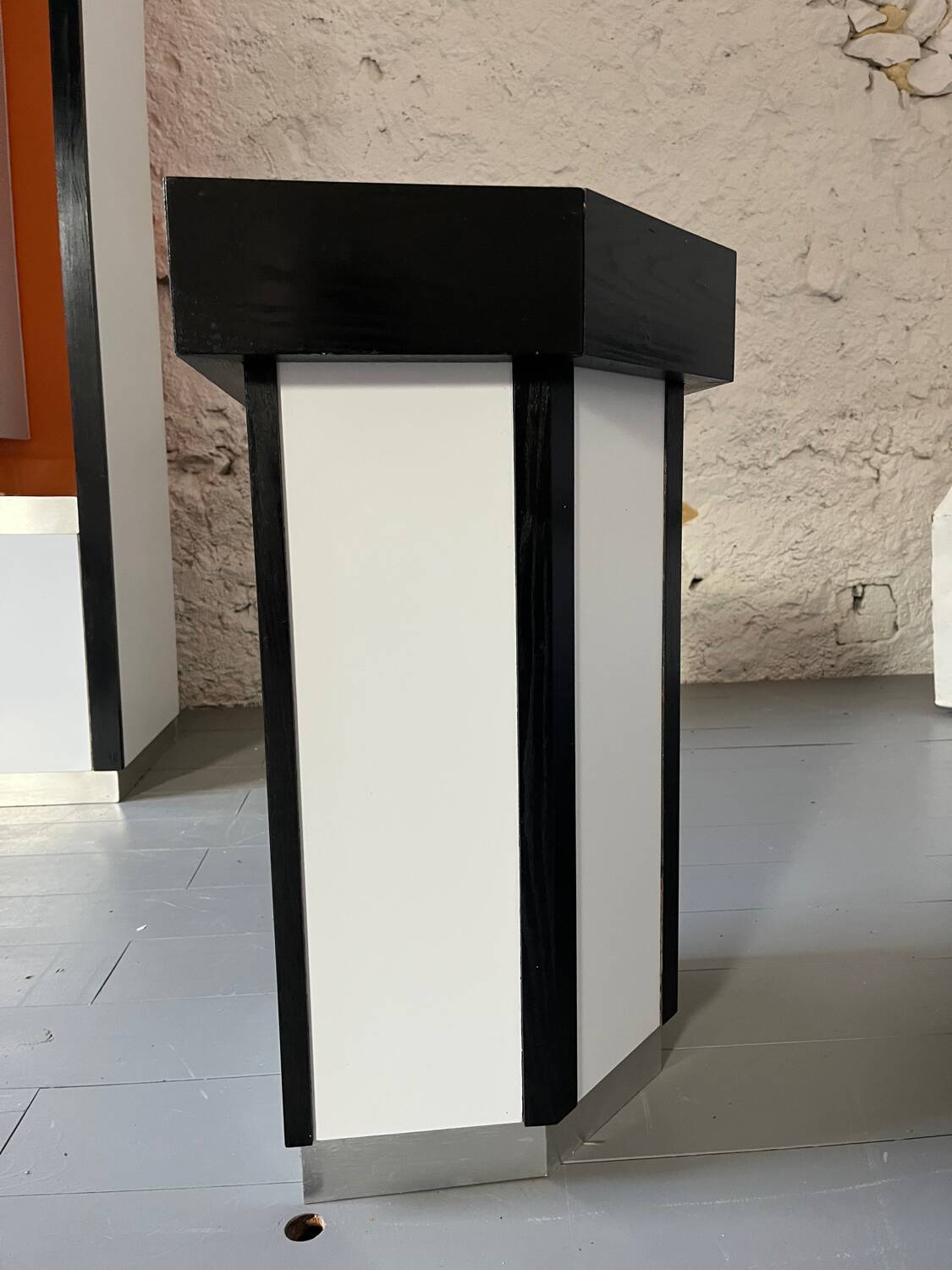 Atypical 1980s living room furniture set